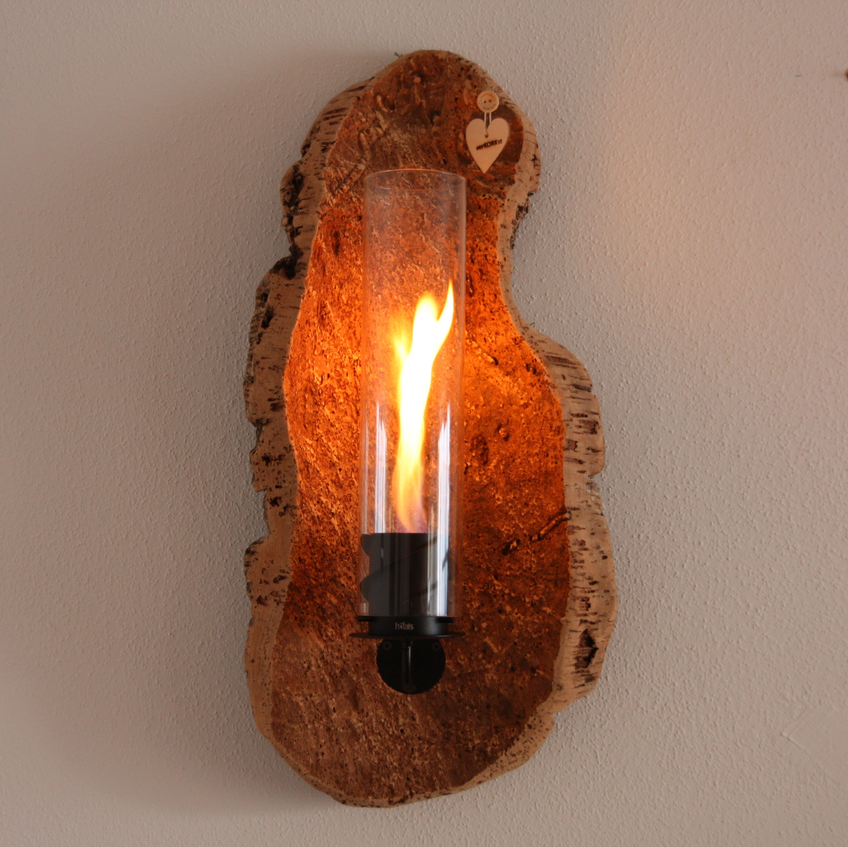 Wandfeuer in Korkrinde