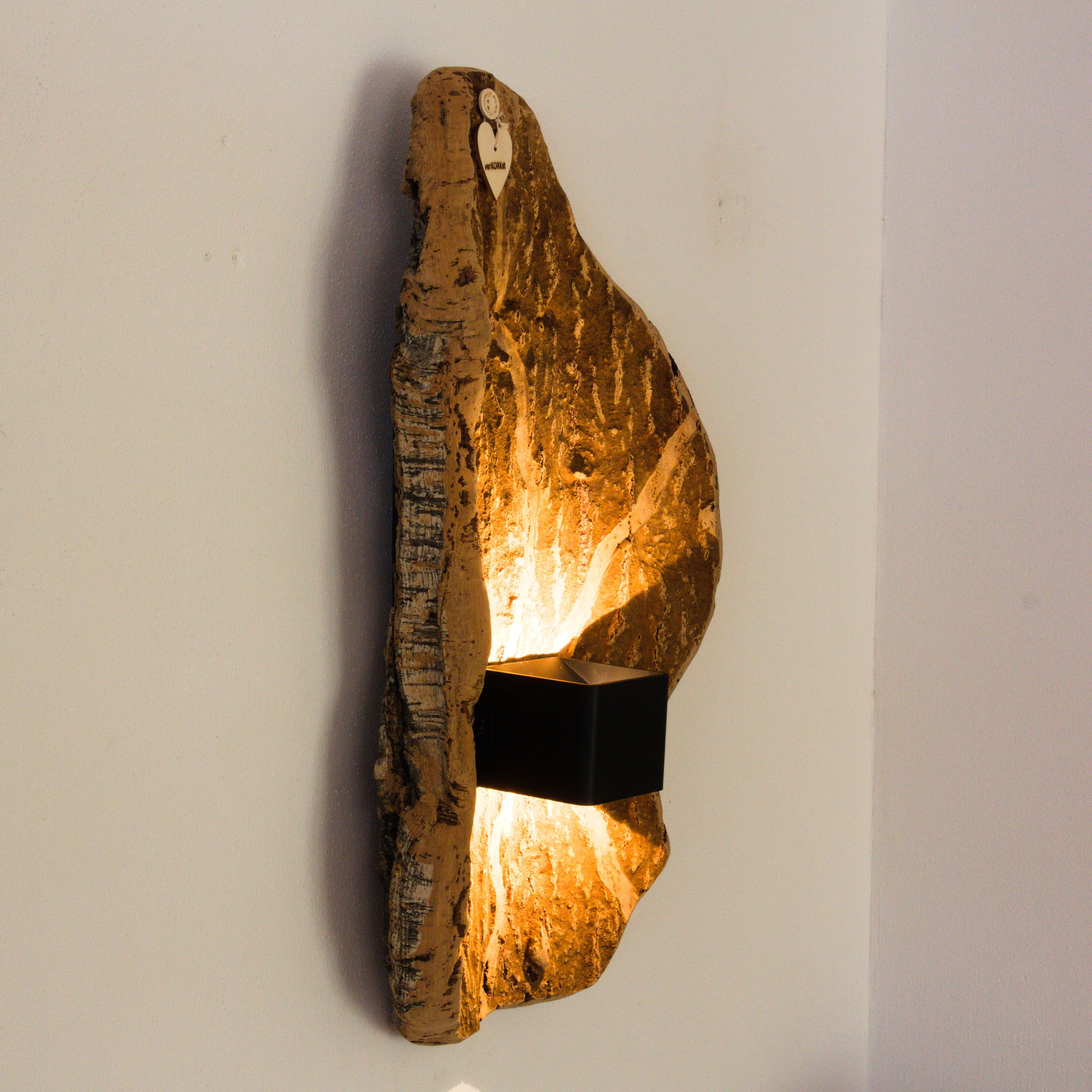 verKORKst Premium Wandlampe aus Kork