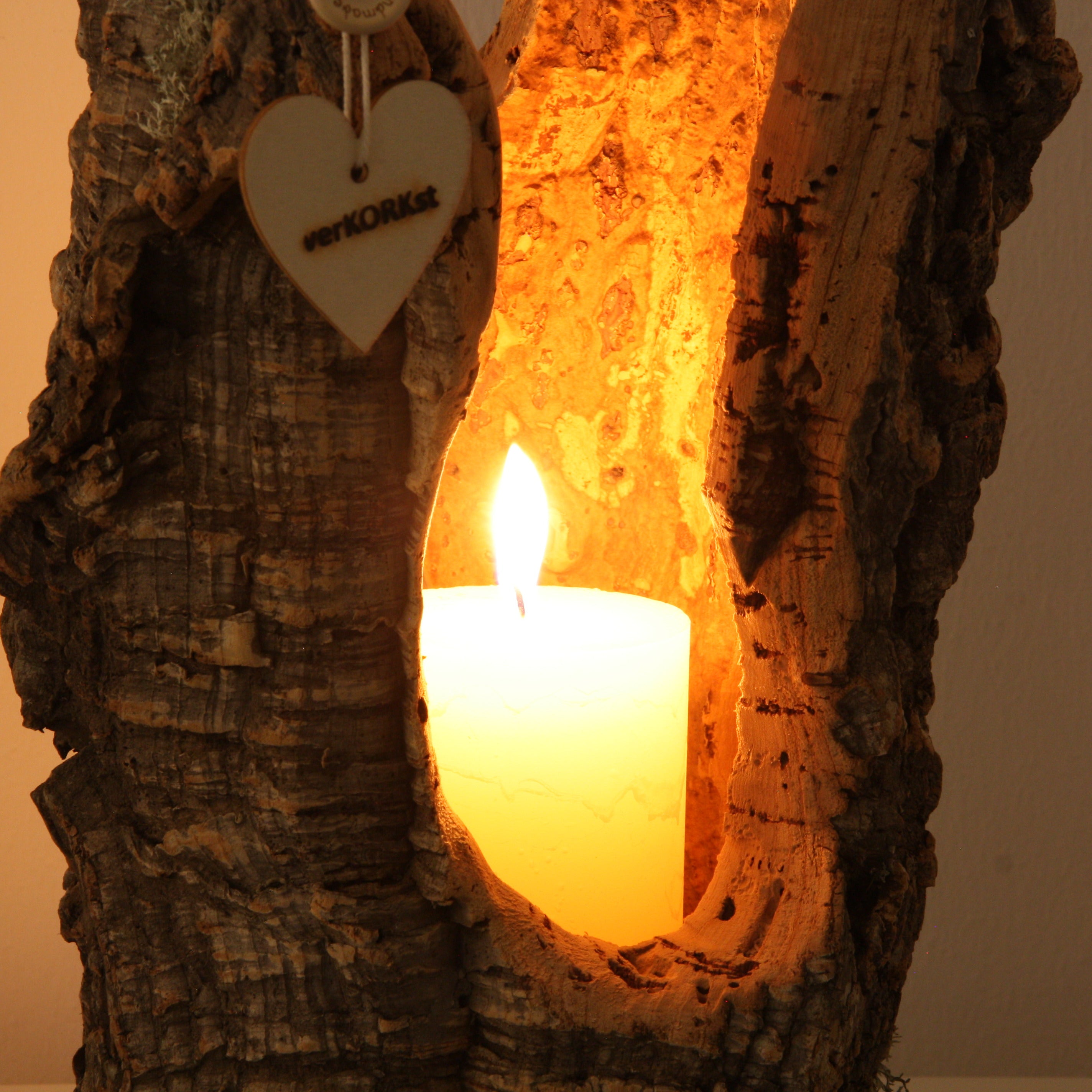 verKORKst Premium Windlicht und Tischlampe aus Korkrinde * Tischleuchte * Teelichthalter Kerzenhalter * rustikale Dekoration * handmade * Unikat