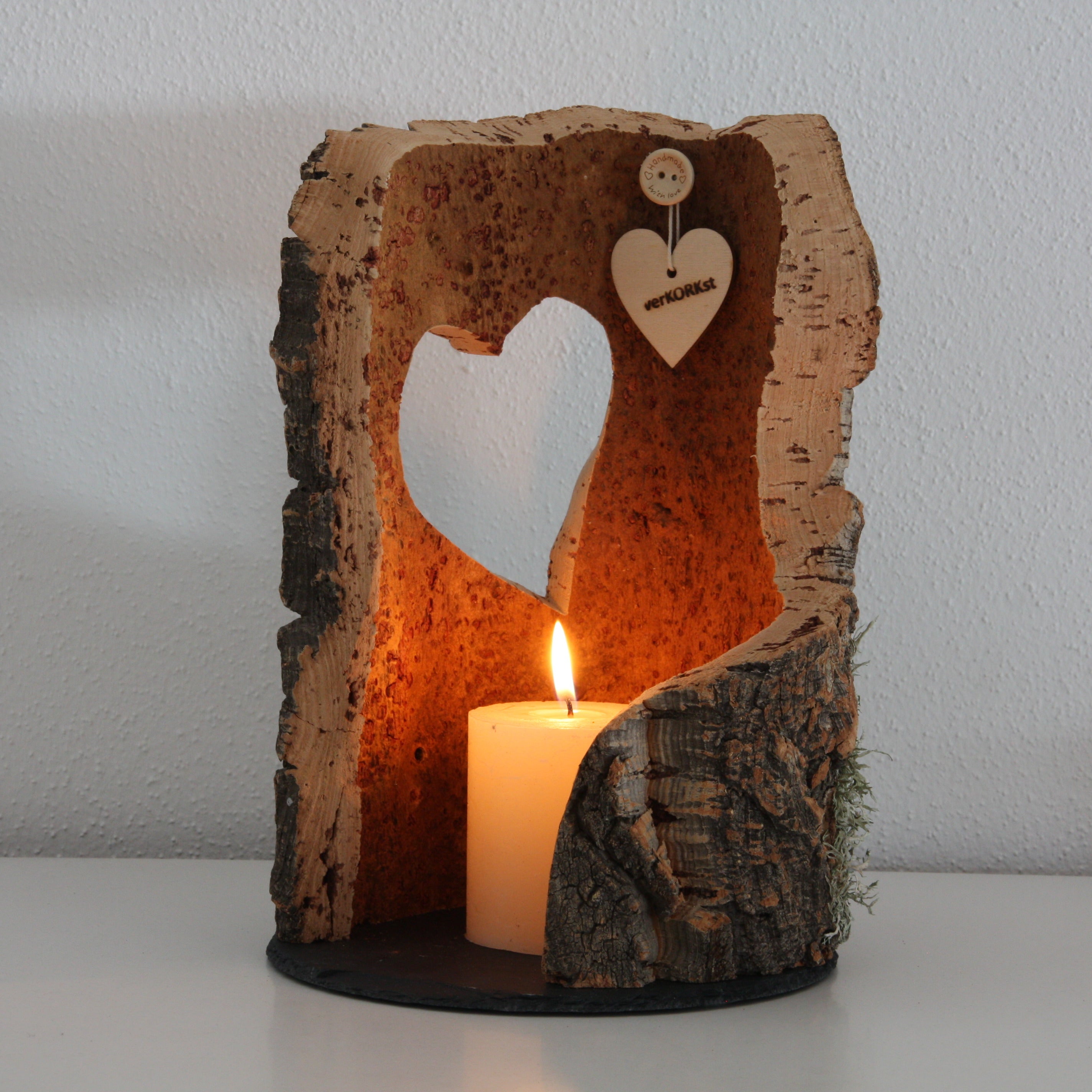 verKORKst Premium Windlicht mit HERZ-Ausschnitt aus Korkrinde * Teelichthalter Kerzenhalter * rustikale Dekoration * Präsentation Kerzen * handmade * Unikat