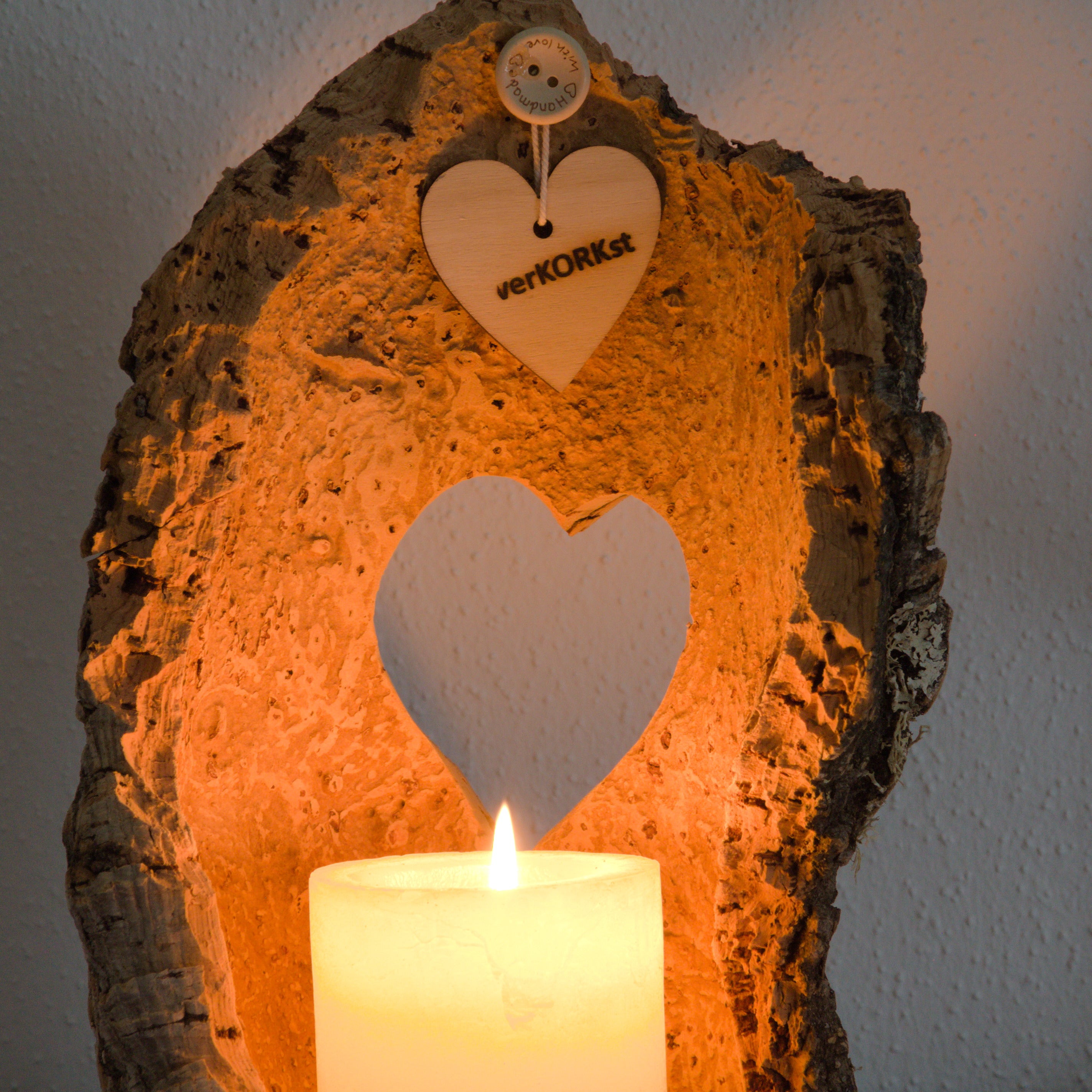 verKORKst Premium Kork-Windlicht * mit Herz-Ausschnitt *AKTION ab EUR 52,00* Kerzenhalter * hochwertige Dekoration Kerzen und Weinflaschen