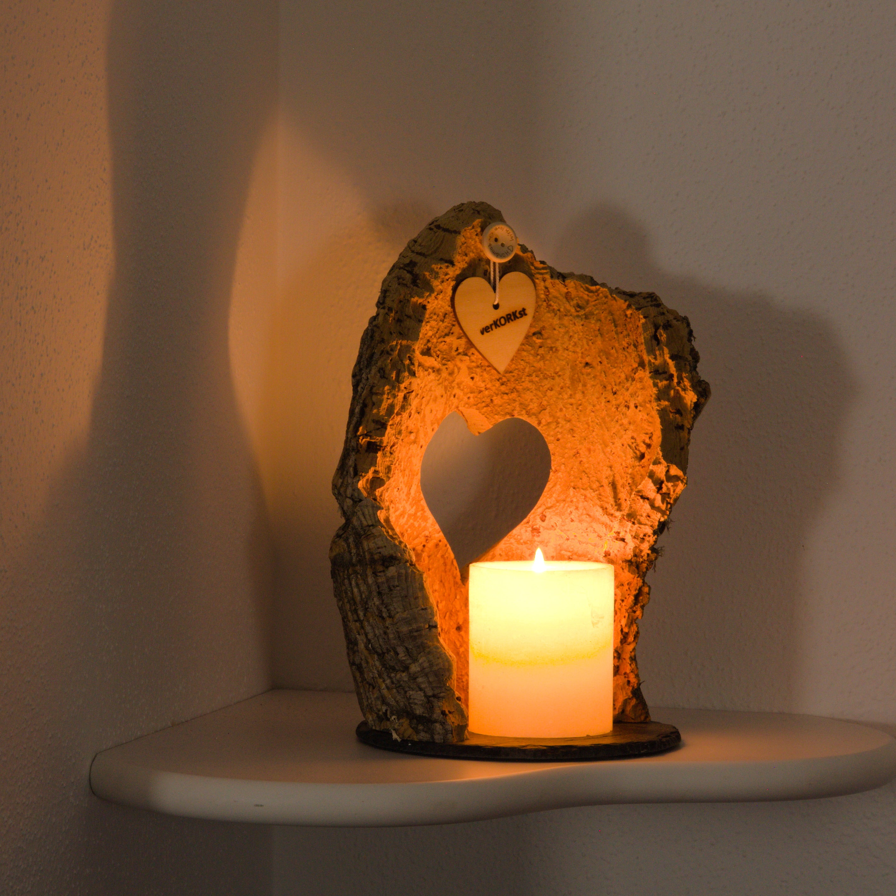verKORKst Premium Kork-Windlicht * mit Herz-Ausschnitt *AKTION ab EUR 52,00* Kerzenhalter * hochwertige Dekoration Kerzen und Weinflaschen
