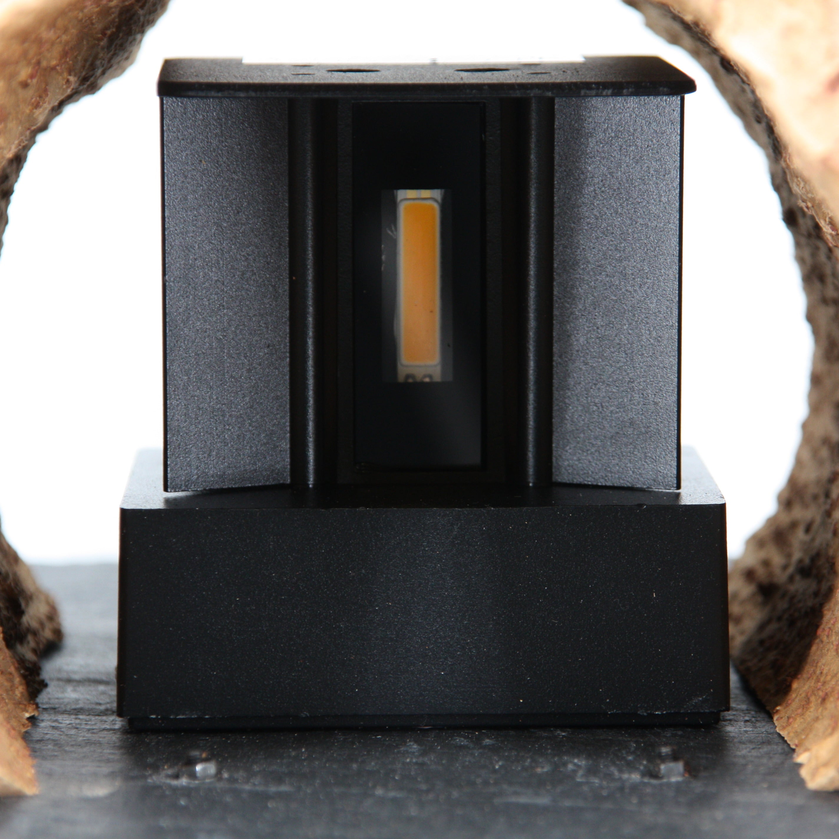 verKORKst Premium Wandlampe aus Korkrinde und Schiefer für Innen- & Außenbereich * IP54 * Exklusive Vintage * Wohnzimmer Terrasse * handmade