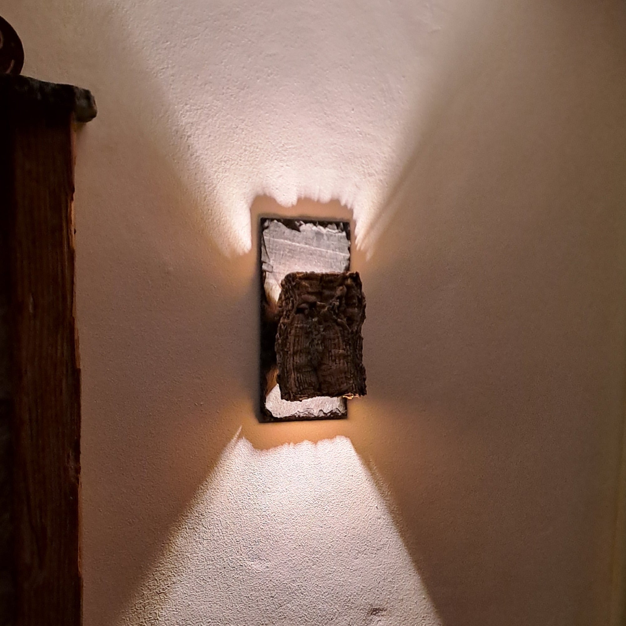 verKORKst Premium Wandlampe aus Korkrinde und Schiefer für Innen- & Außenbereich * IP54 * Exklusive Vintage * Wohnzimmer Terrasse * handmade