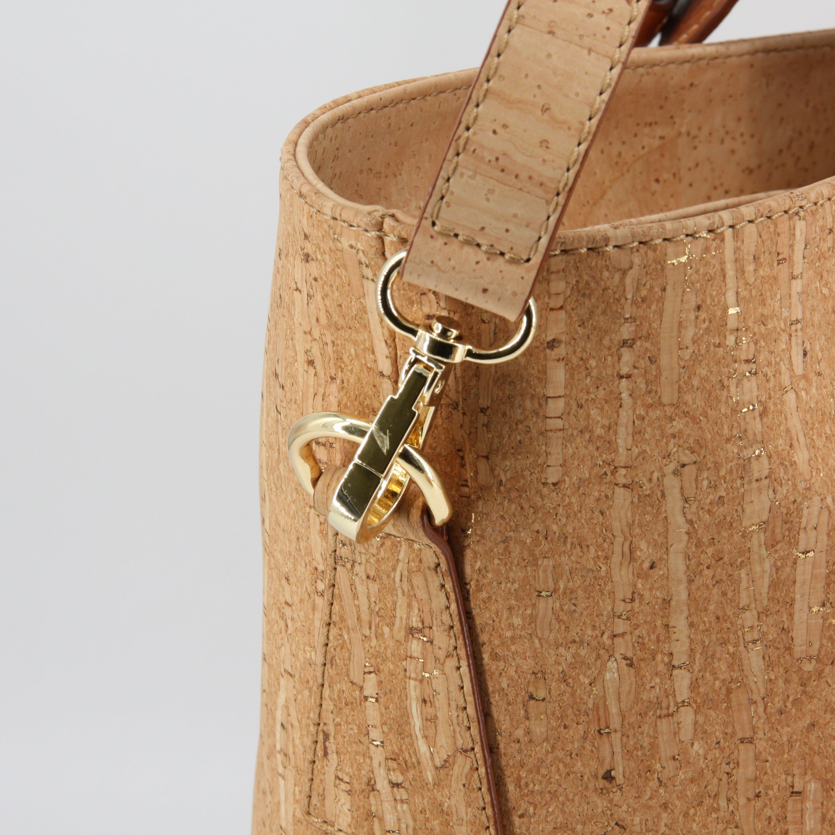 Kork Handtasche * HI-Serie - Noblesse in Kork * high-end Qualität * das Flaggschiffe von Artipel * Umhängetasche für Frauen * Crossbody * Shopper * handmade in Portugal