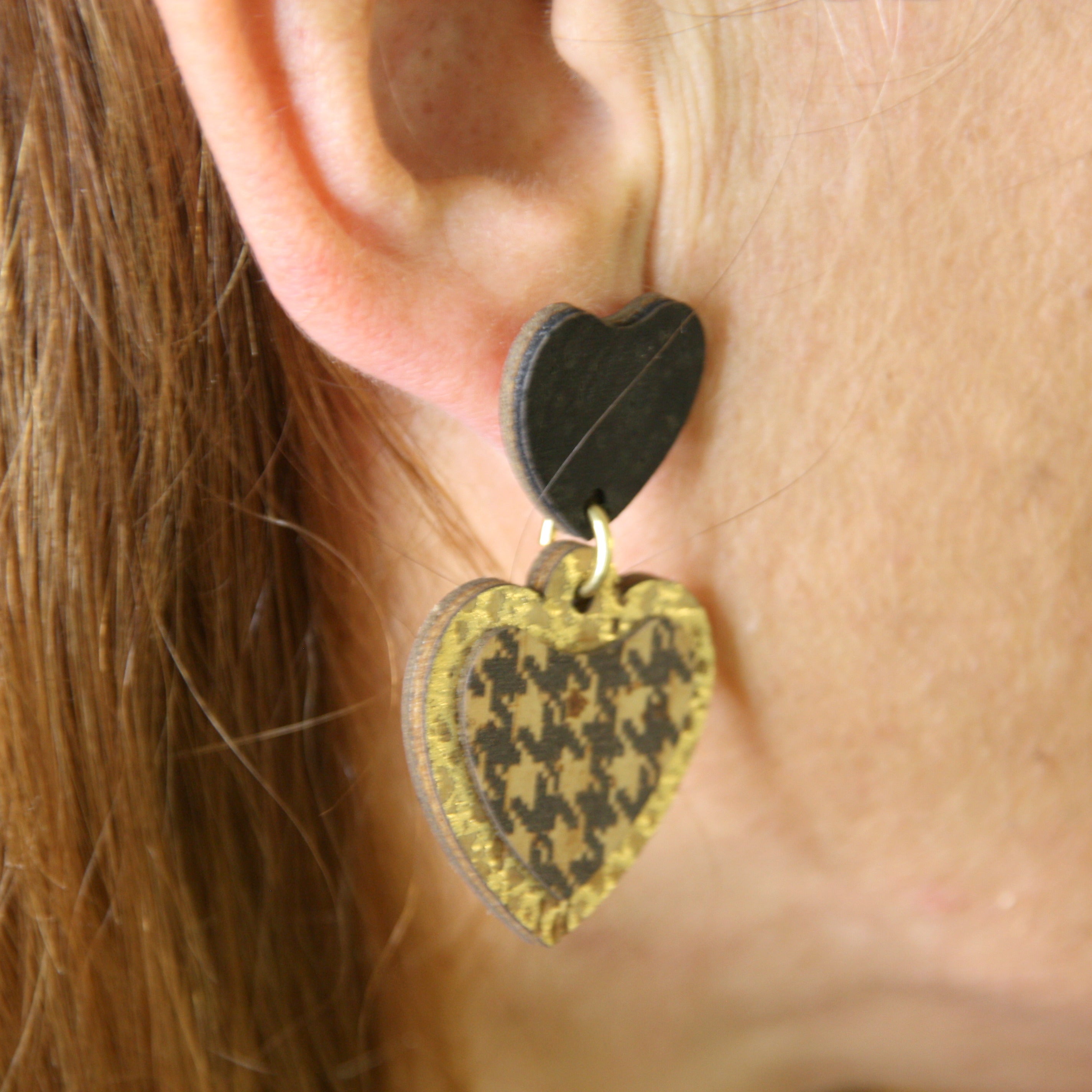 Cork earrings * Heart motif gold black * 2 designs * handmade in Portugal * extremely sustainable * vegan * nickel and lead free