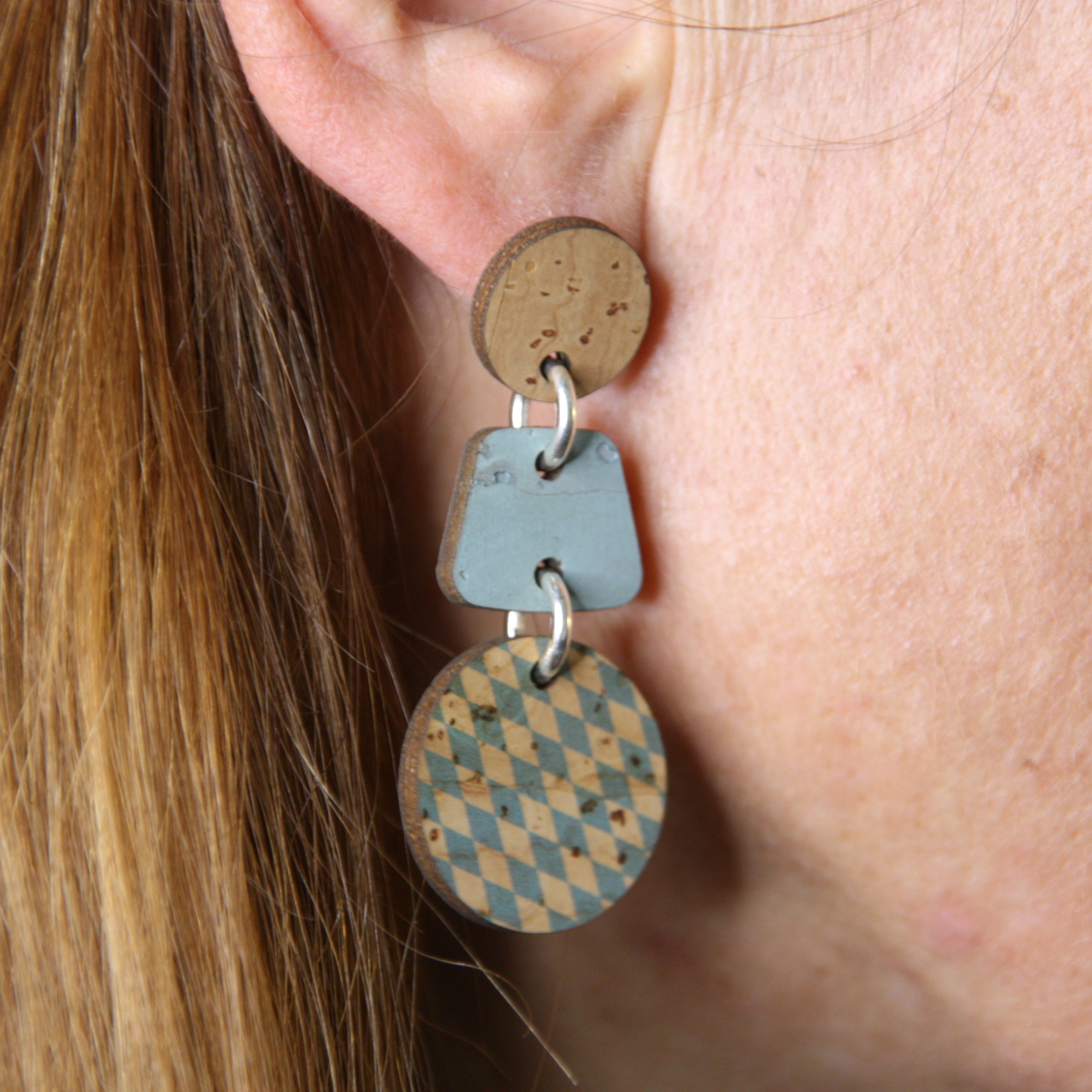 Ohrringe aus Kork * Motiv bayerische Rauten * 2 Designs * handmade in Portugal * extrem nachhaltig * vegan * nickel- u. bleifrei