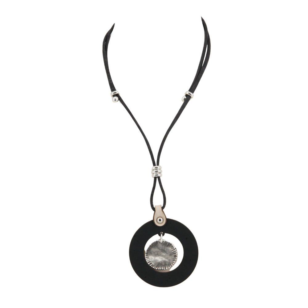 Halskette aus Kork * Motiv black and white * handmade in Portugal * extrem nachhaltig * vegan * nickel- u. bleifrei * Länge verstellbar
