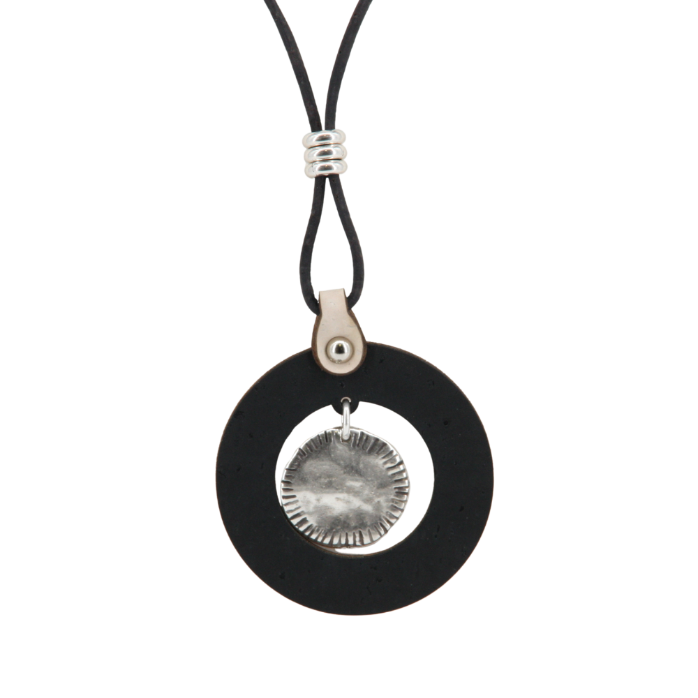 Halskette aus Kork * Motiv black and white * handmade in Portugal * extrem nachhaltig * vegan * nickel- u. bleifrei * Länge verstellbar