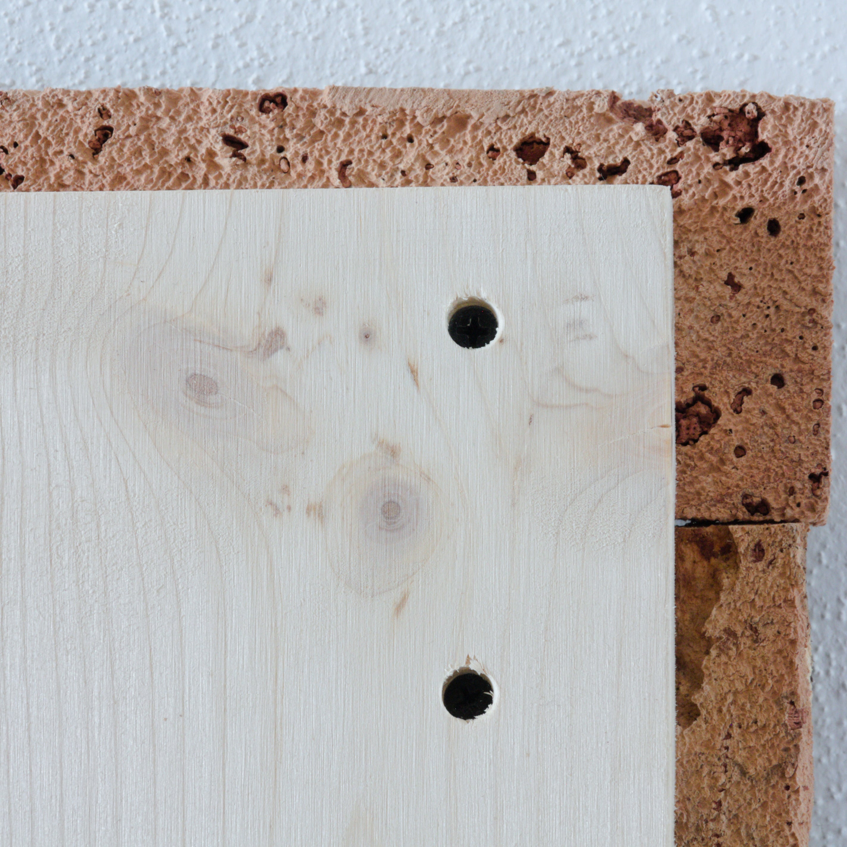 verKORKst Premium Wandspiegel aus Kork * rustikaler Holzspiegel für Toilette, WC, Bad * Vintage Spiegel im Landhausstil * Hängespiegel