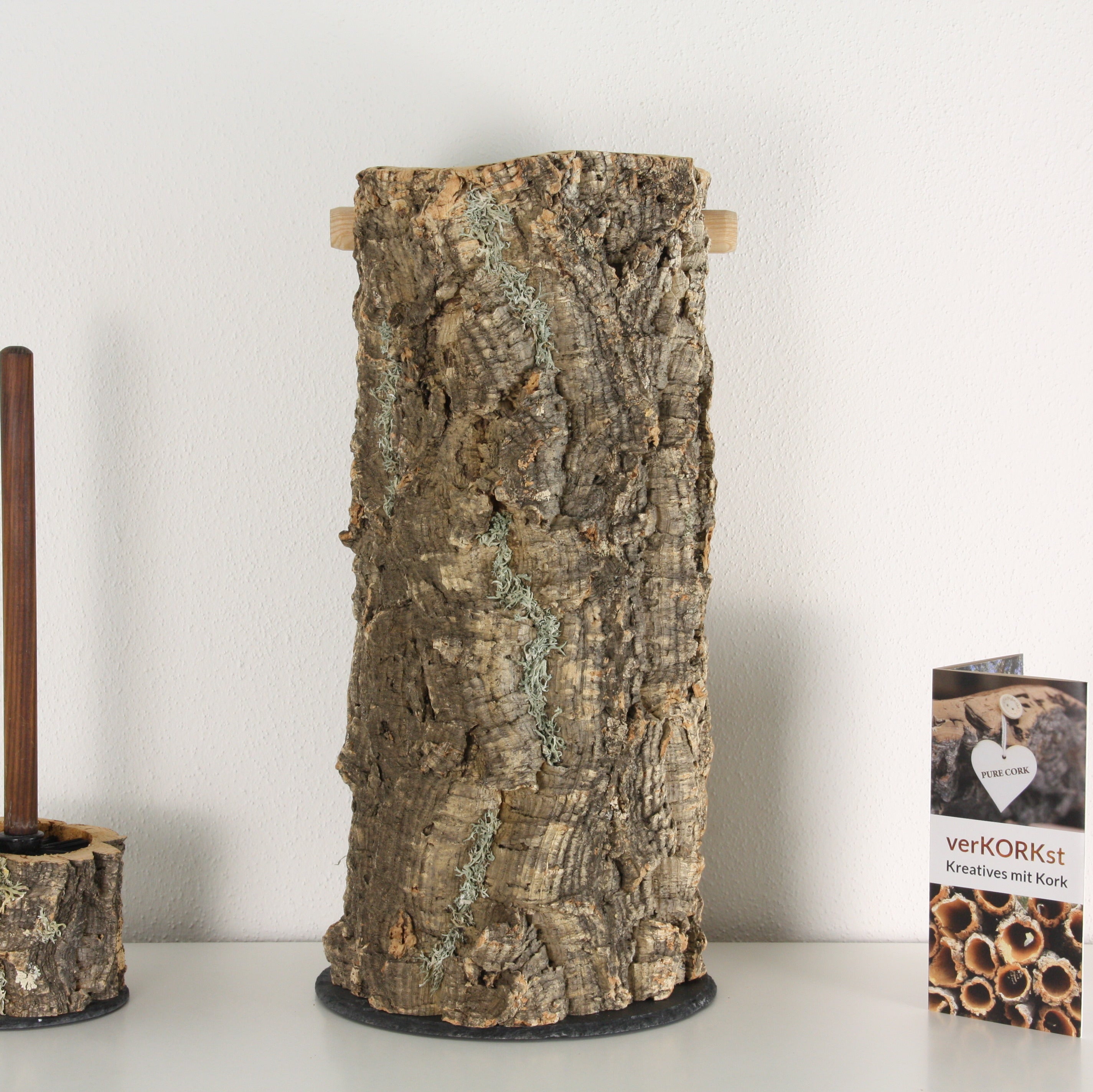 verKORKst Premium Toilettenpapier-Aufbewahrung aus Kork * Vintage WC-Rollen Halter * Klopapierspender 5 Rollen * Badezimmer-Accessoires