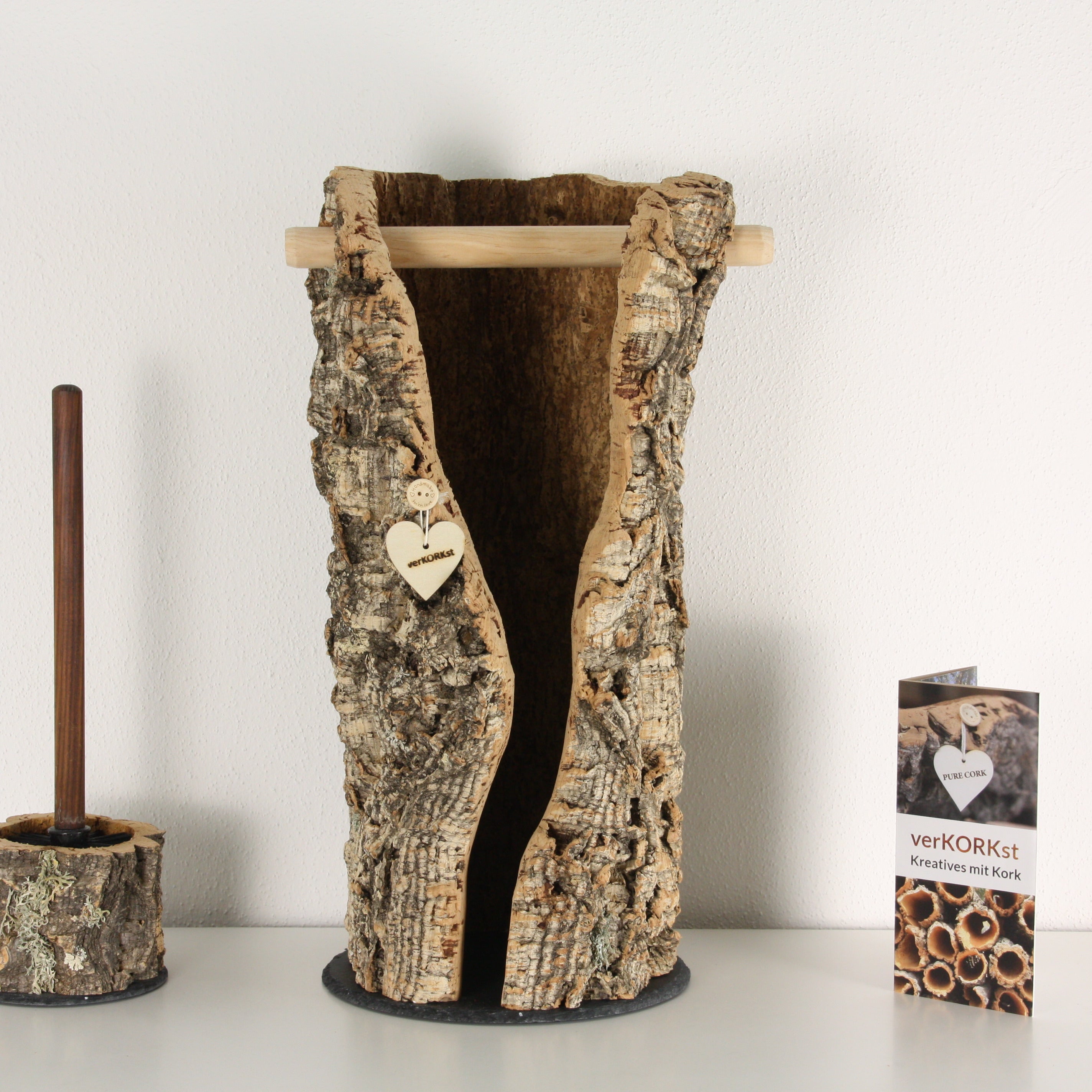 verKORKst Premium Toilettenpapier-Aufbewahrung aus Kork * Vintage WC-Rollen Halter * Klopapierspender 5 Rollen * Badezimmer-Accessoires