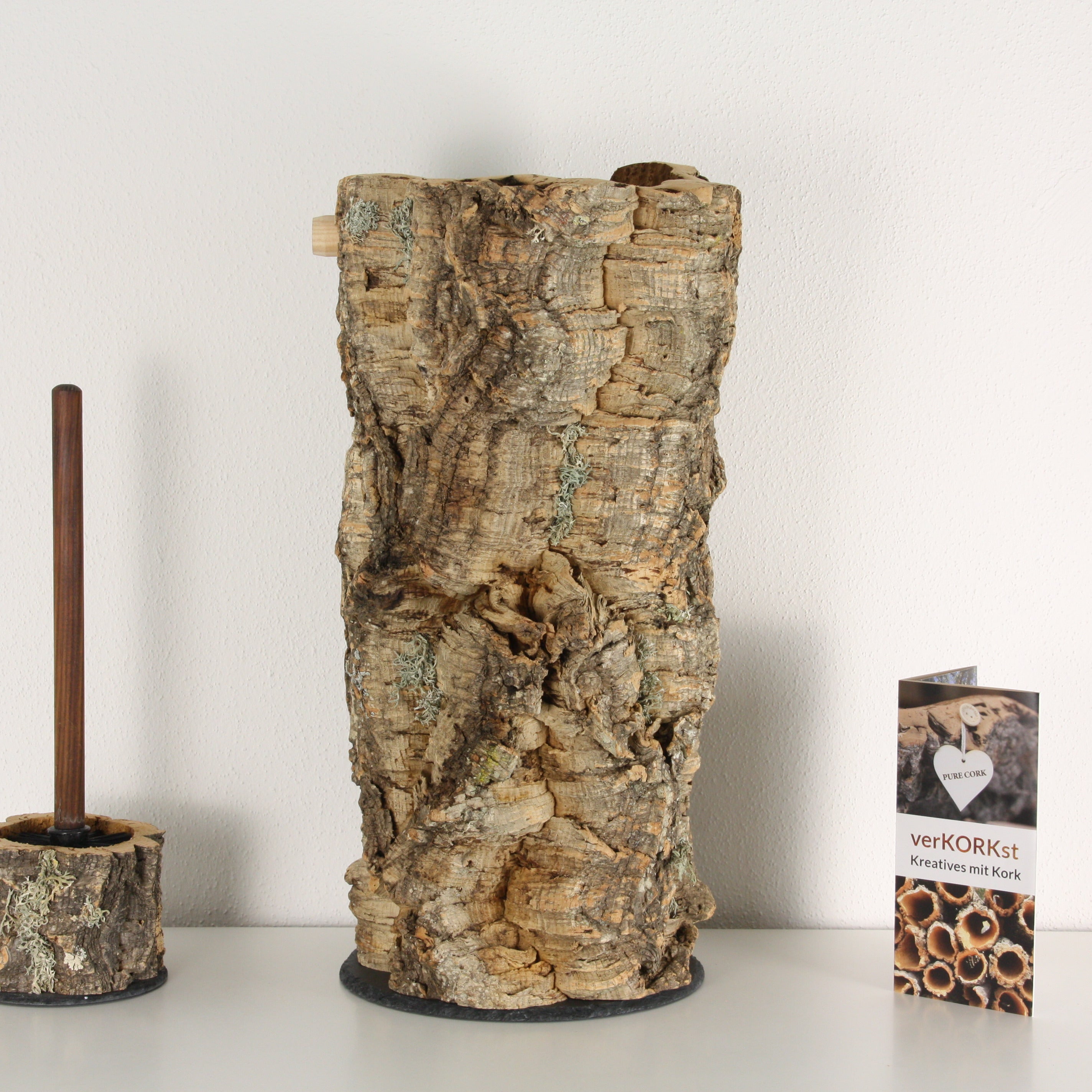 verKORKst Premium Toilettenpapier-Aufbewahrung aus Kork * Vintage WC-Rollen Halter * Klopapierspender 5 Rollen * Badezimmer-Accessoires