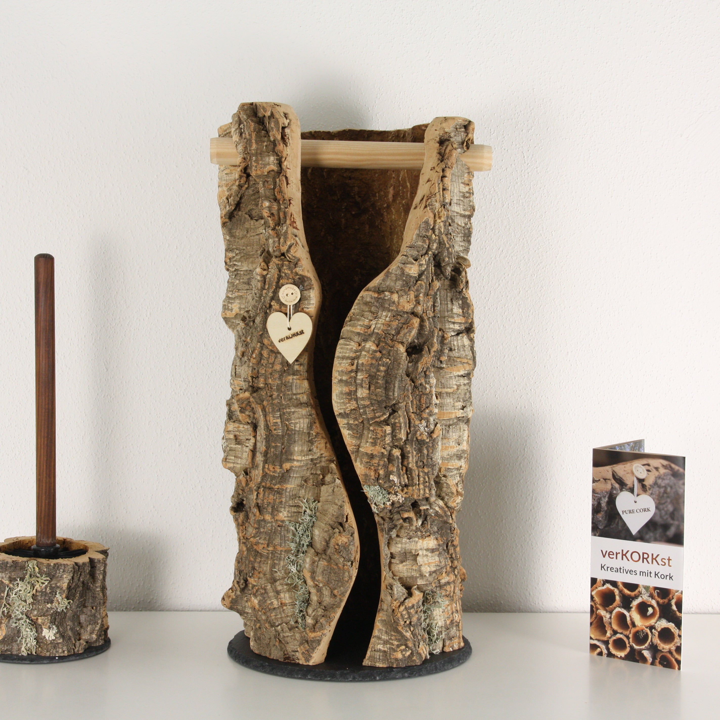 verKORKst Premium Toilettenpapier-Aufbewahrung aus Kork * Vintage WC-Rollen Halter * Klopapierspender 5 Rollen * Badezimmer-Accessoires