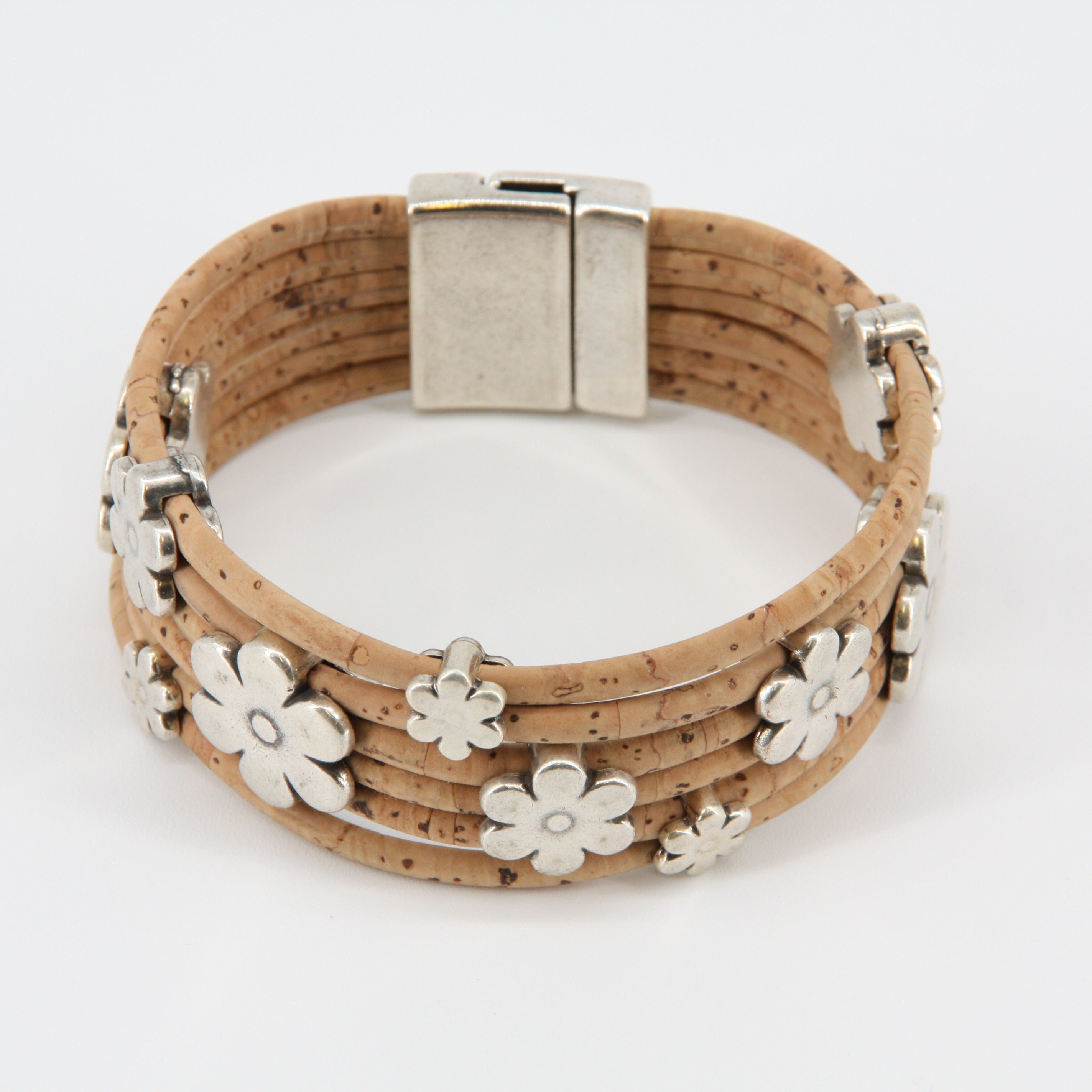 Armband aus Kork * Motiv Blumen * handmade in Portugal * extrem nachhaltig * vegan * nickel- u. bleifrei