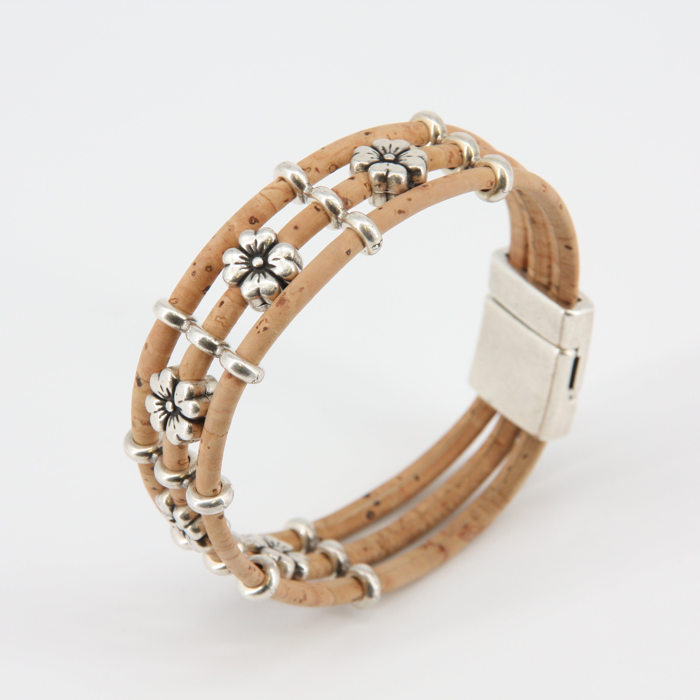 Armband aus Kork * Motiv Kleeblatt * handmade in Portugal * extrem nachhaltig * vegan * nickel- u. bleifrei