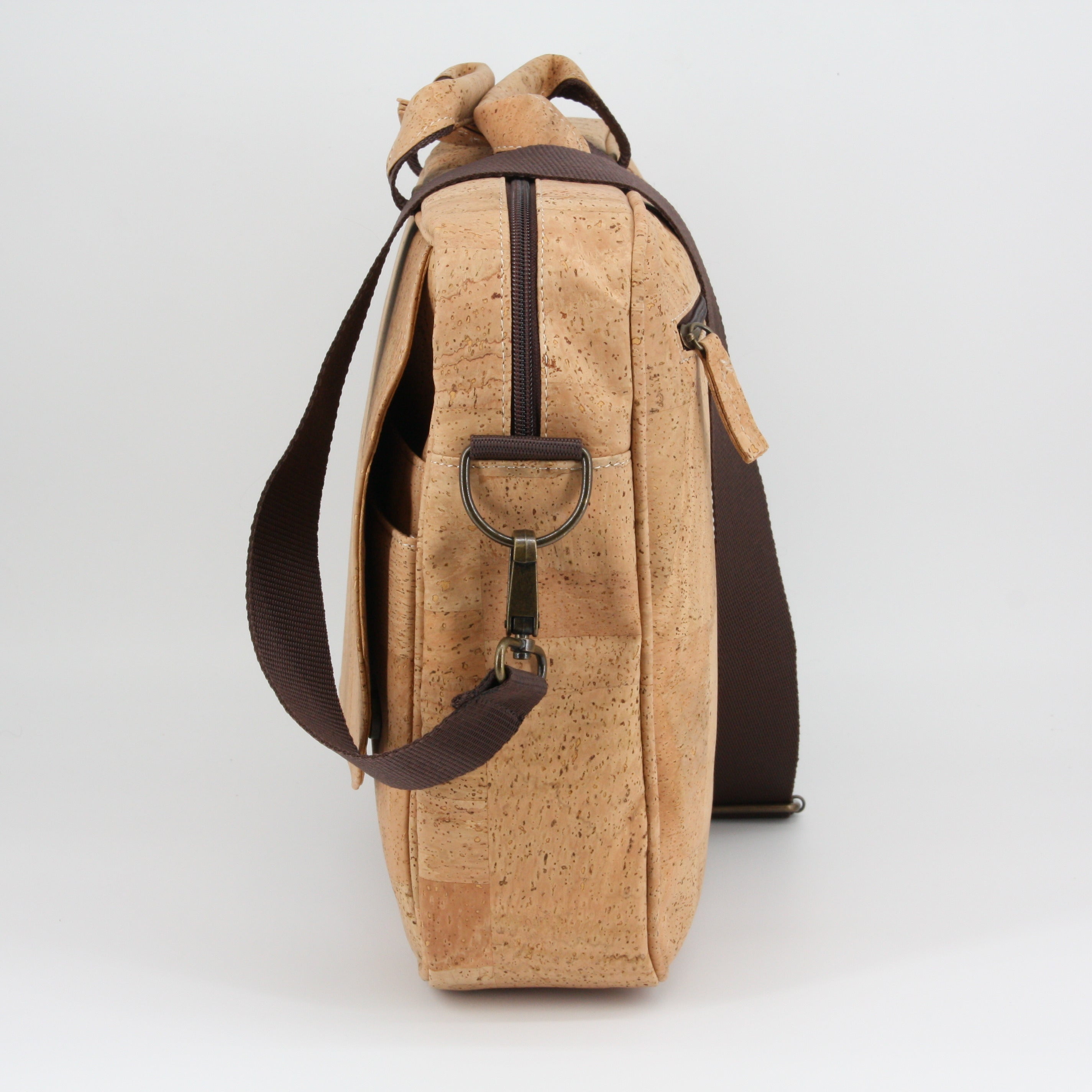 Kork Aktentasche für Männer und Frauen * in 2 Farben * Premium Qualität * Vegan * Laptoptasche * Bürotasche * abwaschbar * antiseptisch * sehr leicht * handmade in Portugal