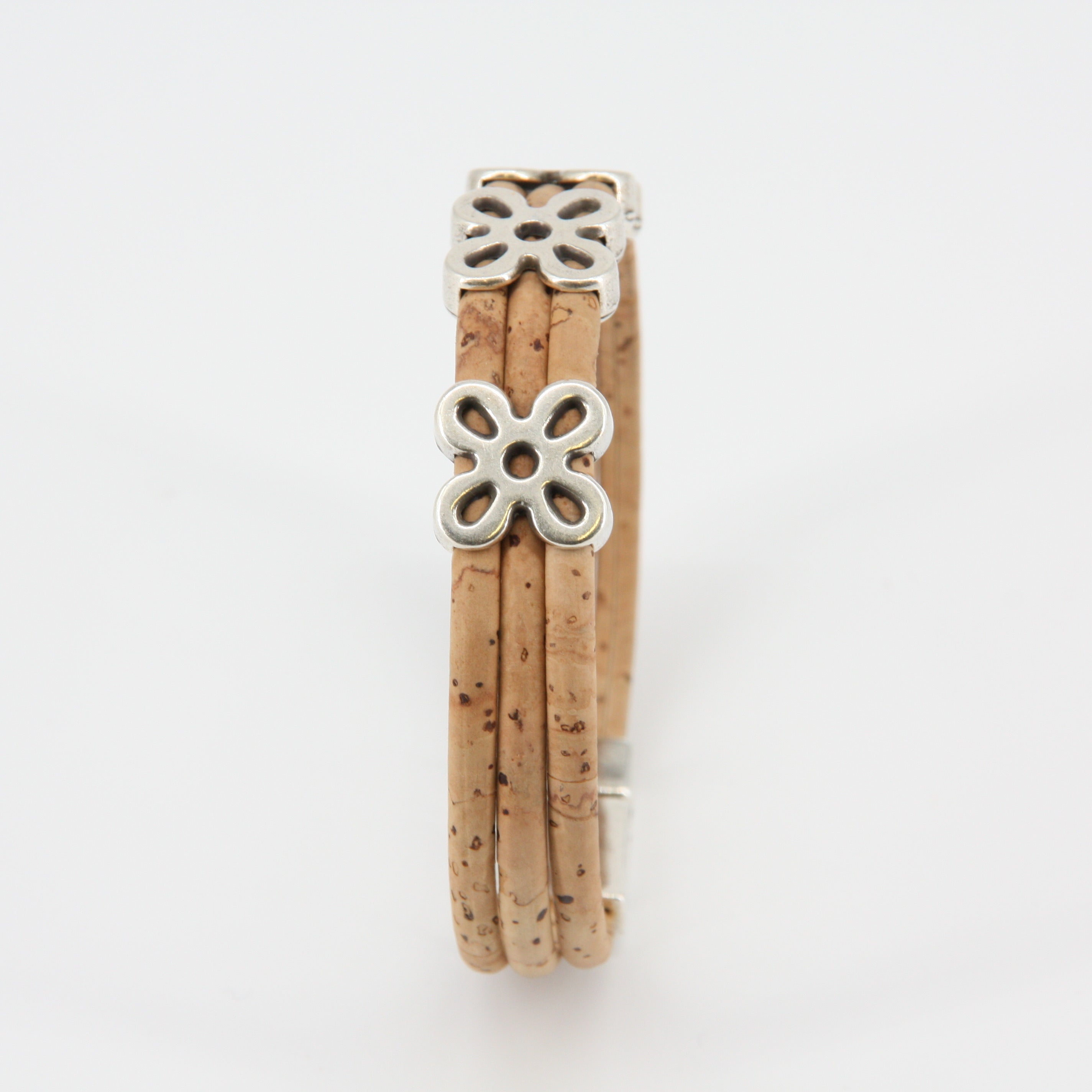 Armband aus Kork * Motiv Kleeblatt * handmade in Portugal * extrem nachhaltig * vegan * nickel- u. bleifrei