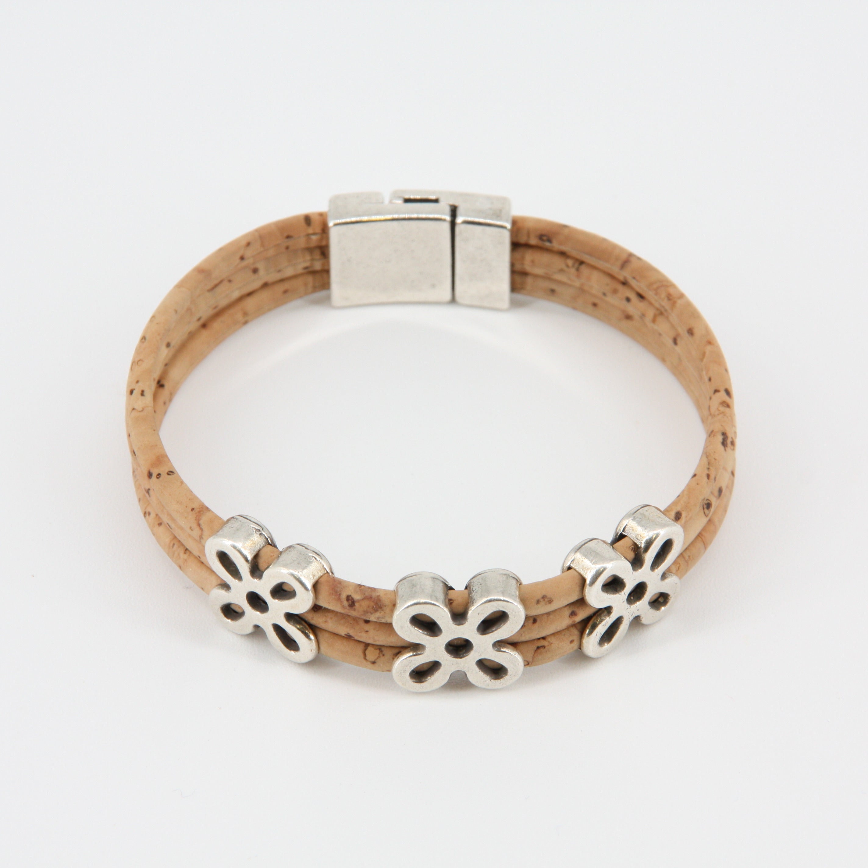 Armband aus Kork * Motiv Kleeblatt * handmade in Portugal * extrem nachhaltig * vegan * nickel- u. bleifrei
