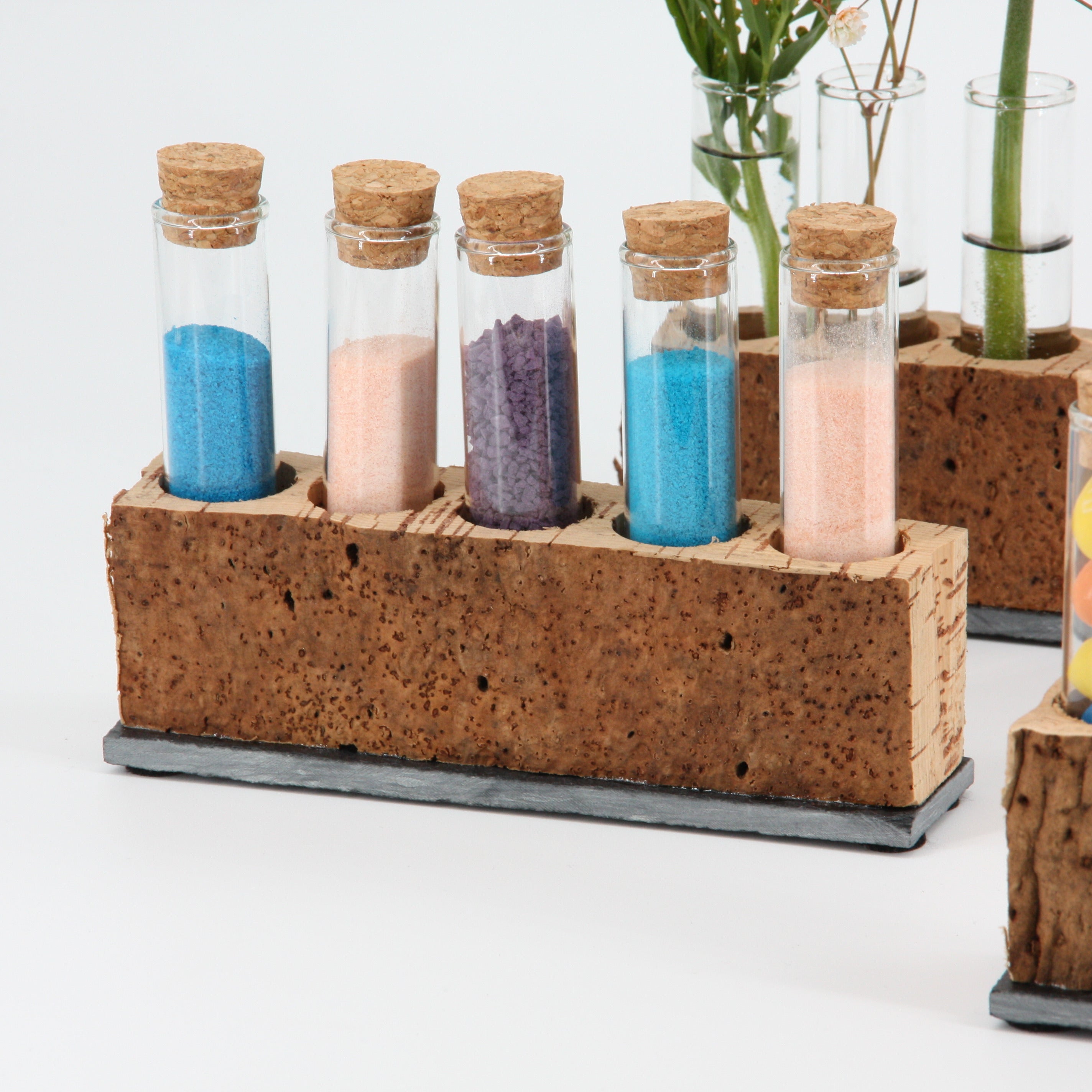 Blumenvase aus Kork * Vase mit Reagenzglas für Blumen, Badesalz, Süßigkeiten, Deko * Osterdeko für Tisch * handgefertigt in Deutschland
