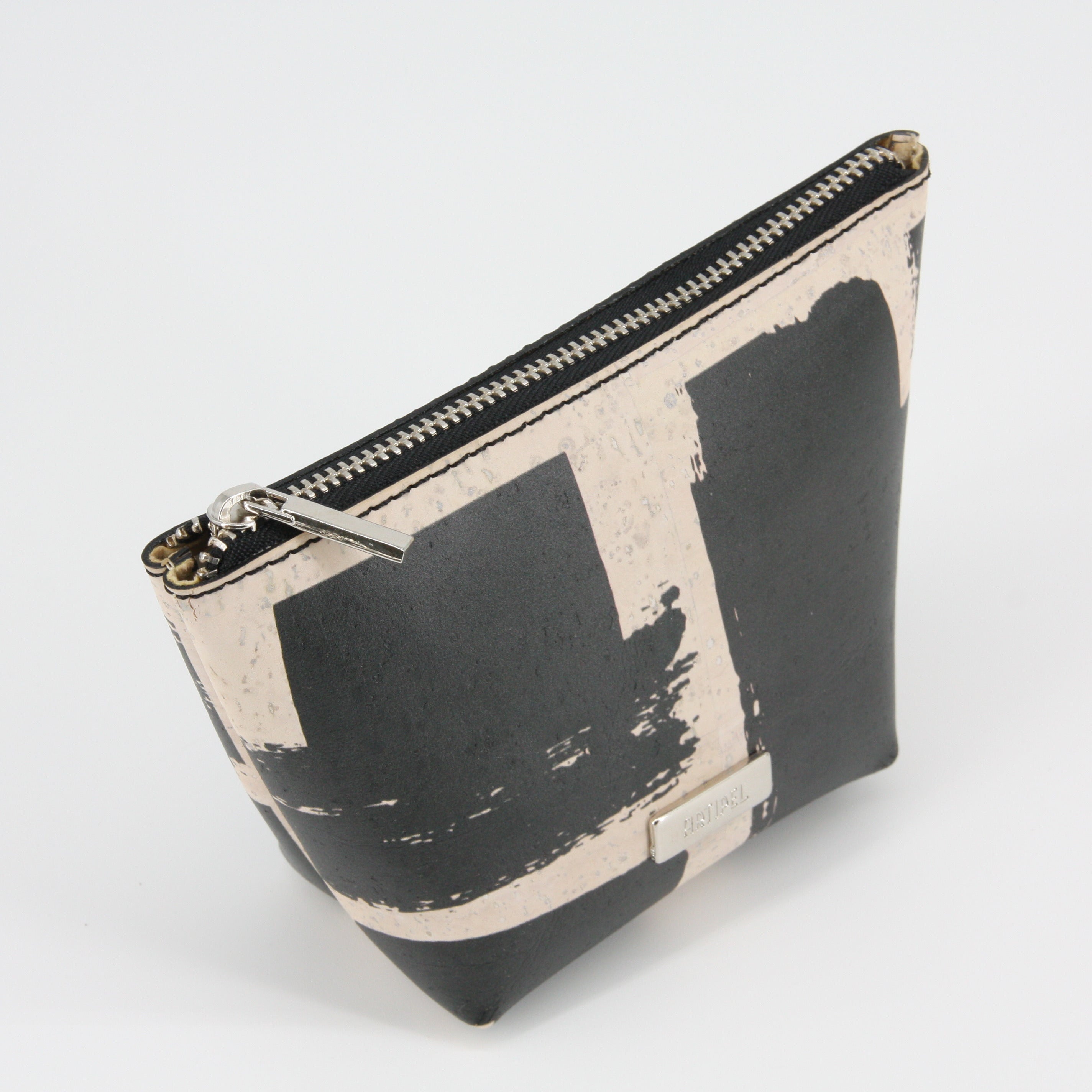 Kork Kulturbeutel * Black & White Edition * Vegan * Popp Kit * abwaschbar * antiseptisch * handmade in Portugal