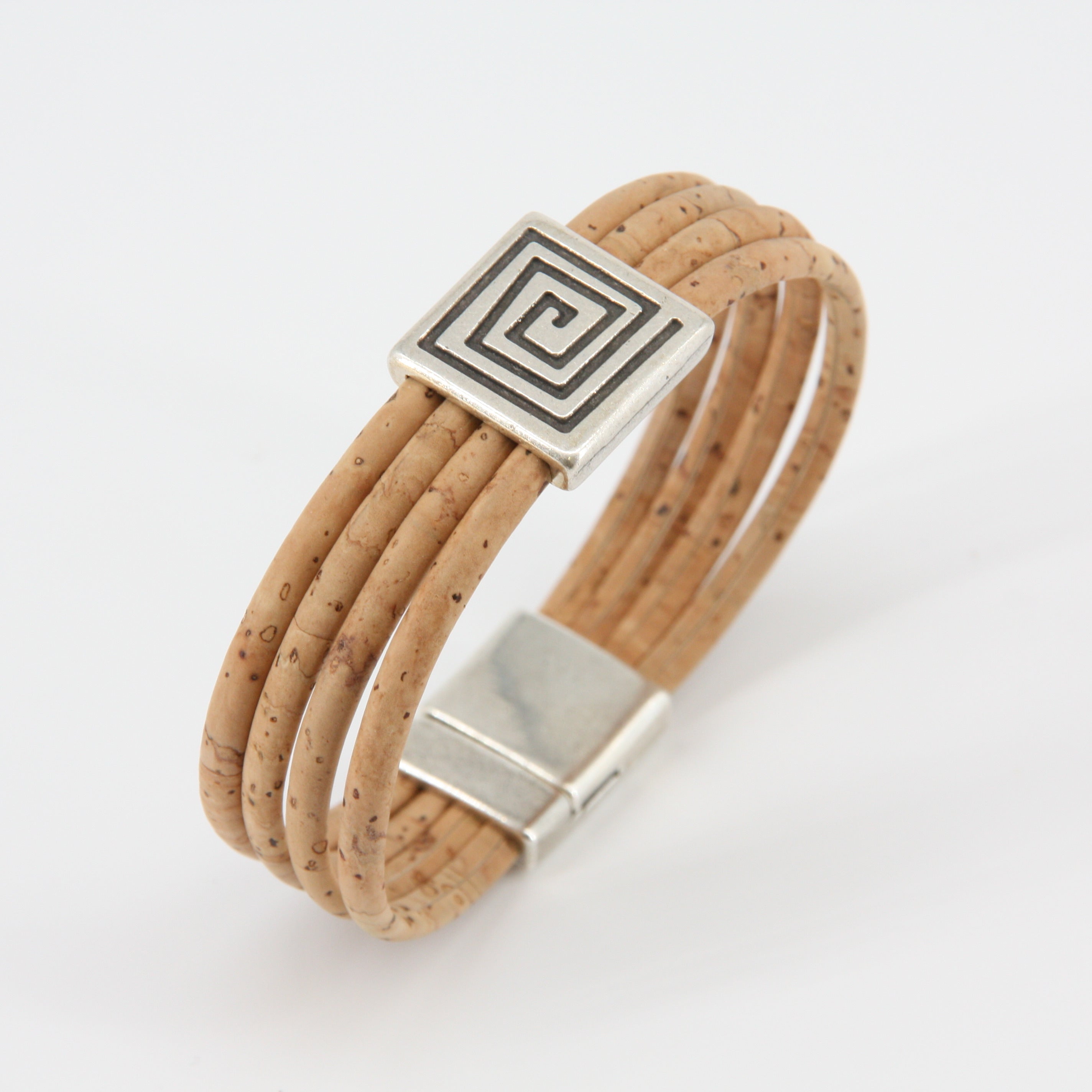 Armband aus Kork * handmade in Portugal * extrem nachhaltig * vegan * nickel- u. bleifrei