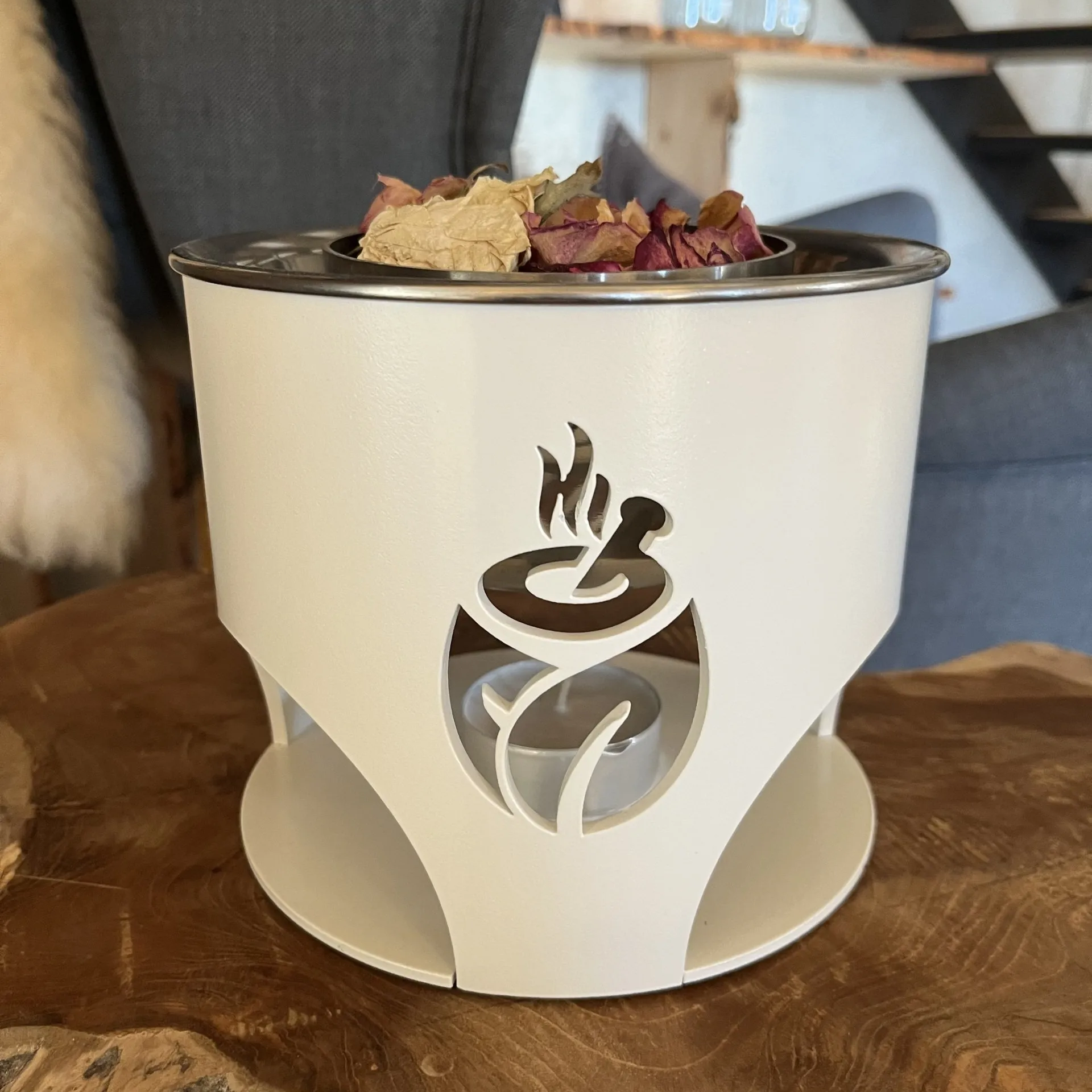 Premium Kräuterdampfofen FLAME * weiß matt * natürlicher Duft ohne Strom * Aromatisierung, Befeuchtung und Desinfektion der Luft * made in Germany