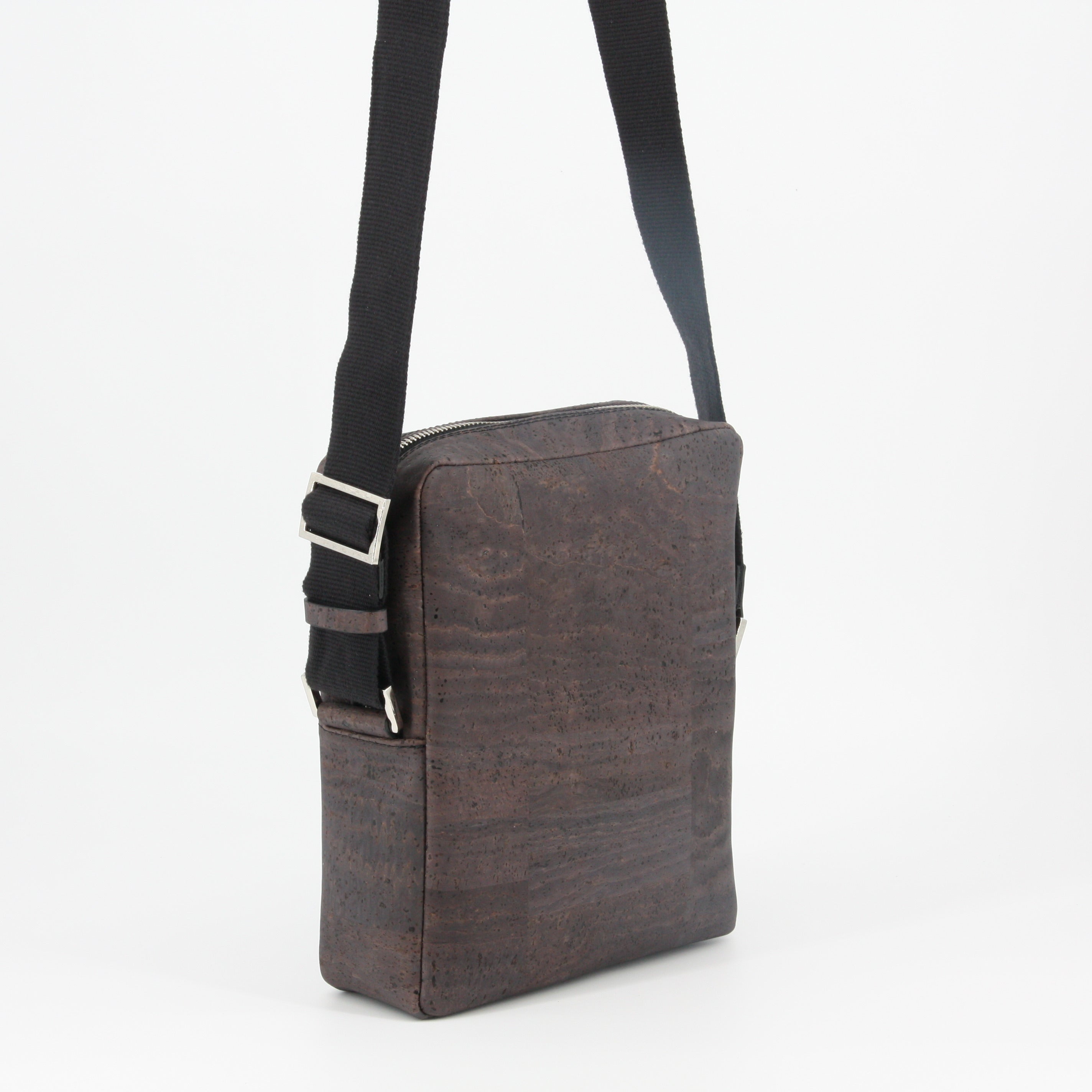 Cork briefcase * vegan * laptop bag for men * washable * antiseptic * handmade in Portugal