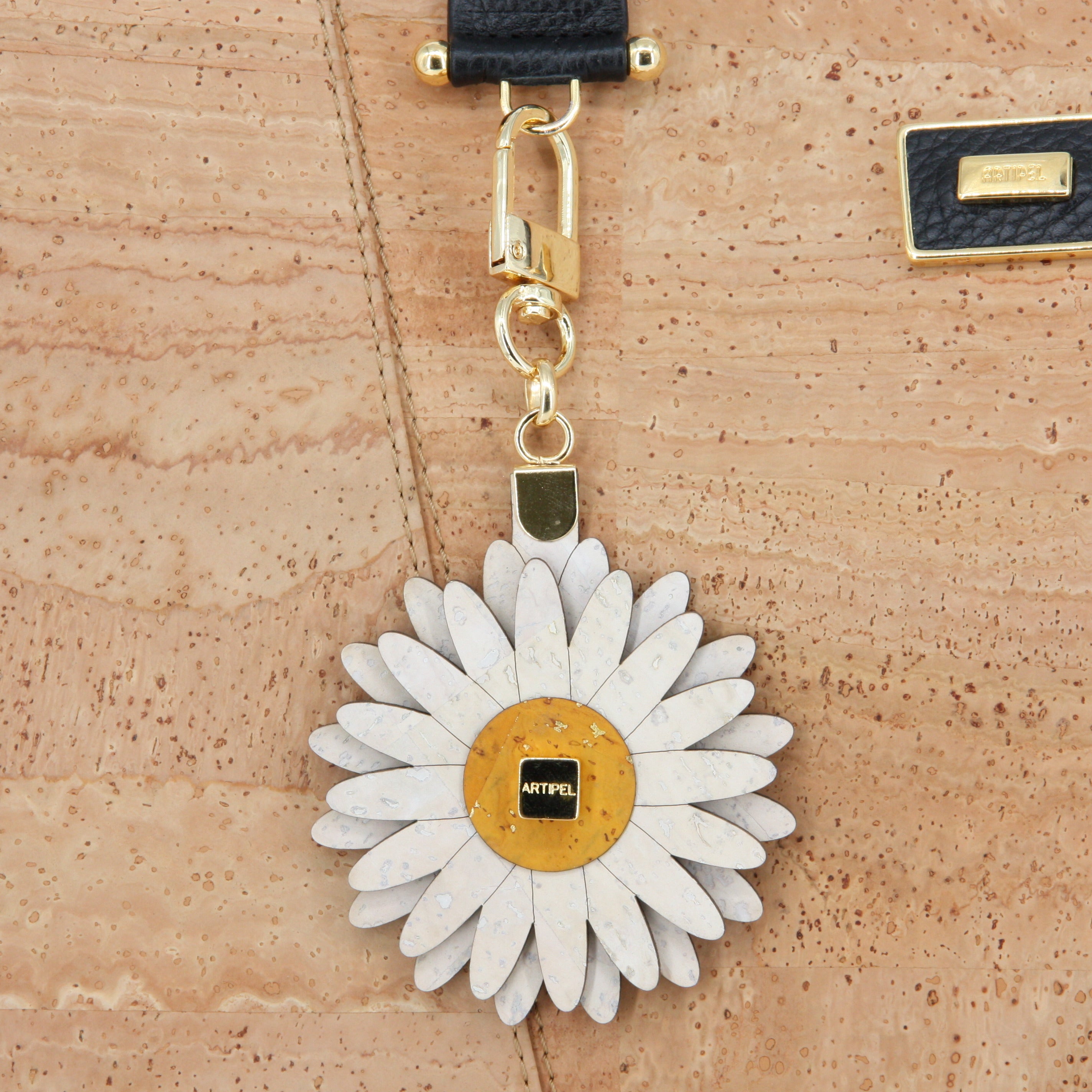 Kork Schlüsselanhänger * Anhänger für Taschen * Sonnenblume * Geschenk für Frauen * handmade in Portugal * Marke Artipel