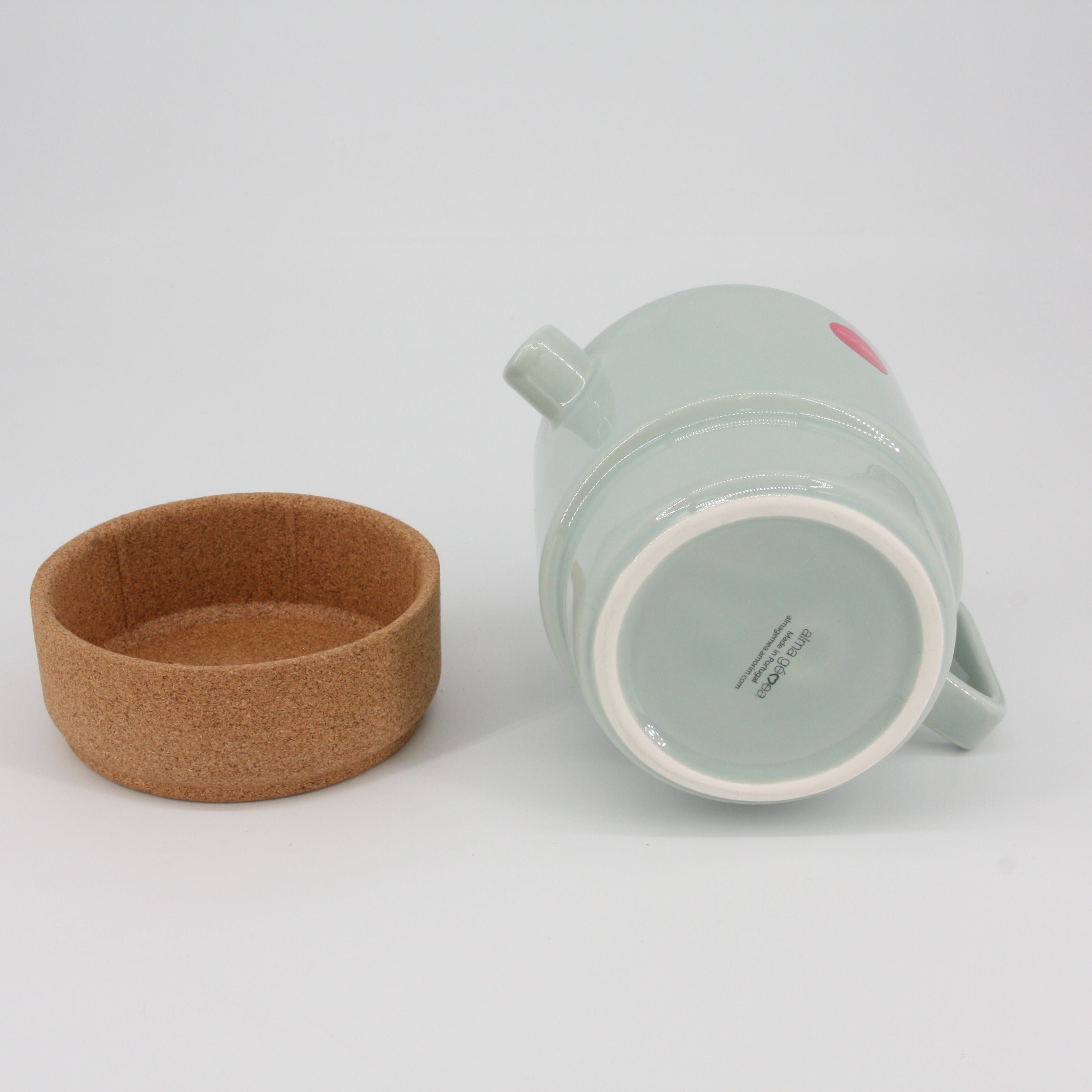 verKORKst Premium Tea and Coffee Pot * 850 ml * light green * ceramic and cork * award-winning * designer tea carafe * made in Portugal