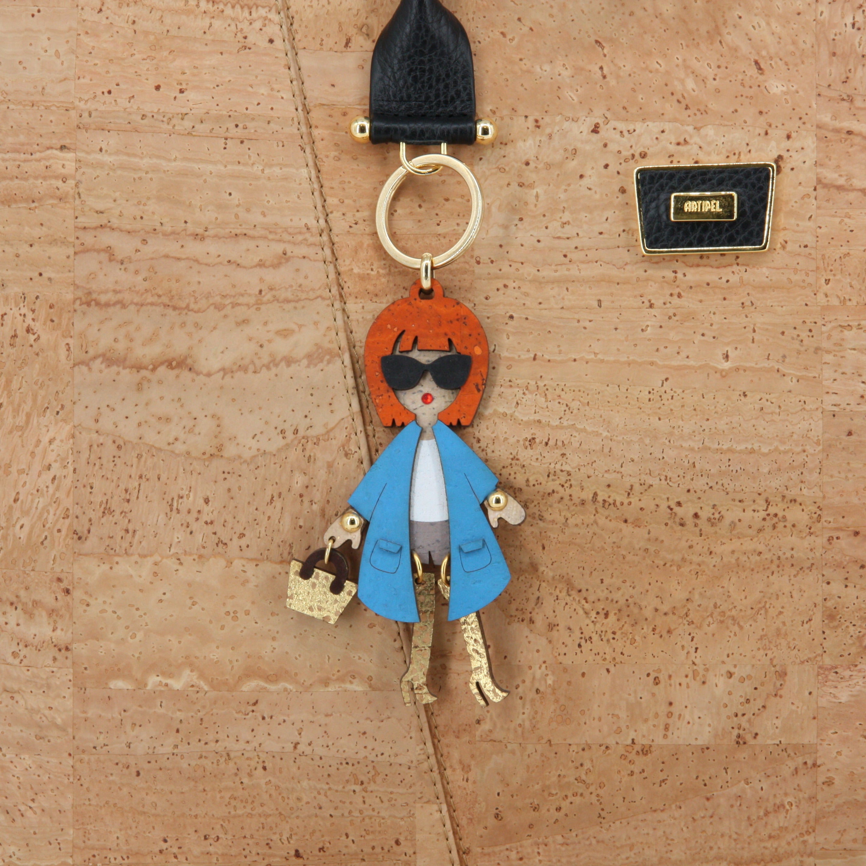 Kork Schlüsselanhänger * Anhänger für Taschen * peppige Figur * Taschenanhänger * Geschenk für Frauen * handmade in Portugal * Marke Artipel