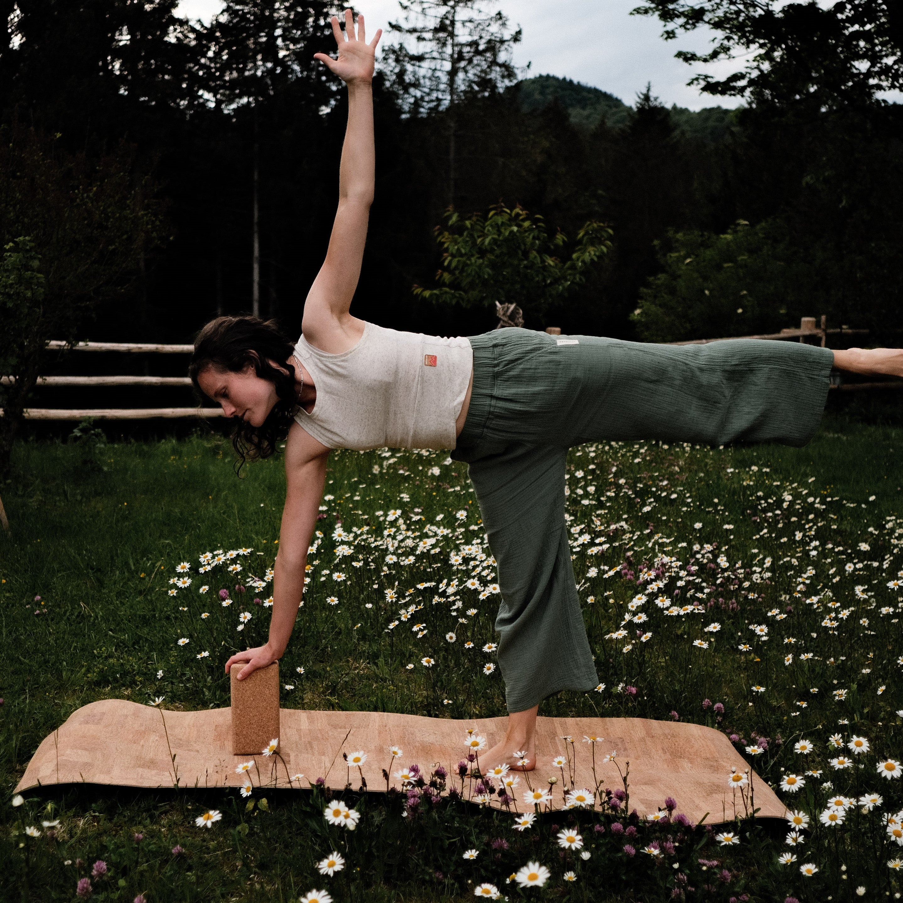 Yoga-Set bestehend aus Yoga-Matte und Yoga-Block aus Kork * vegan * umweltfreundlich * rutschfest * antiseptisch * Premium Qualität * hergestellt in Portugal