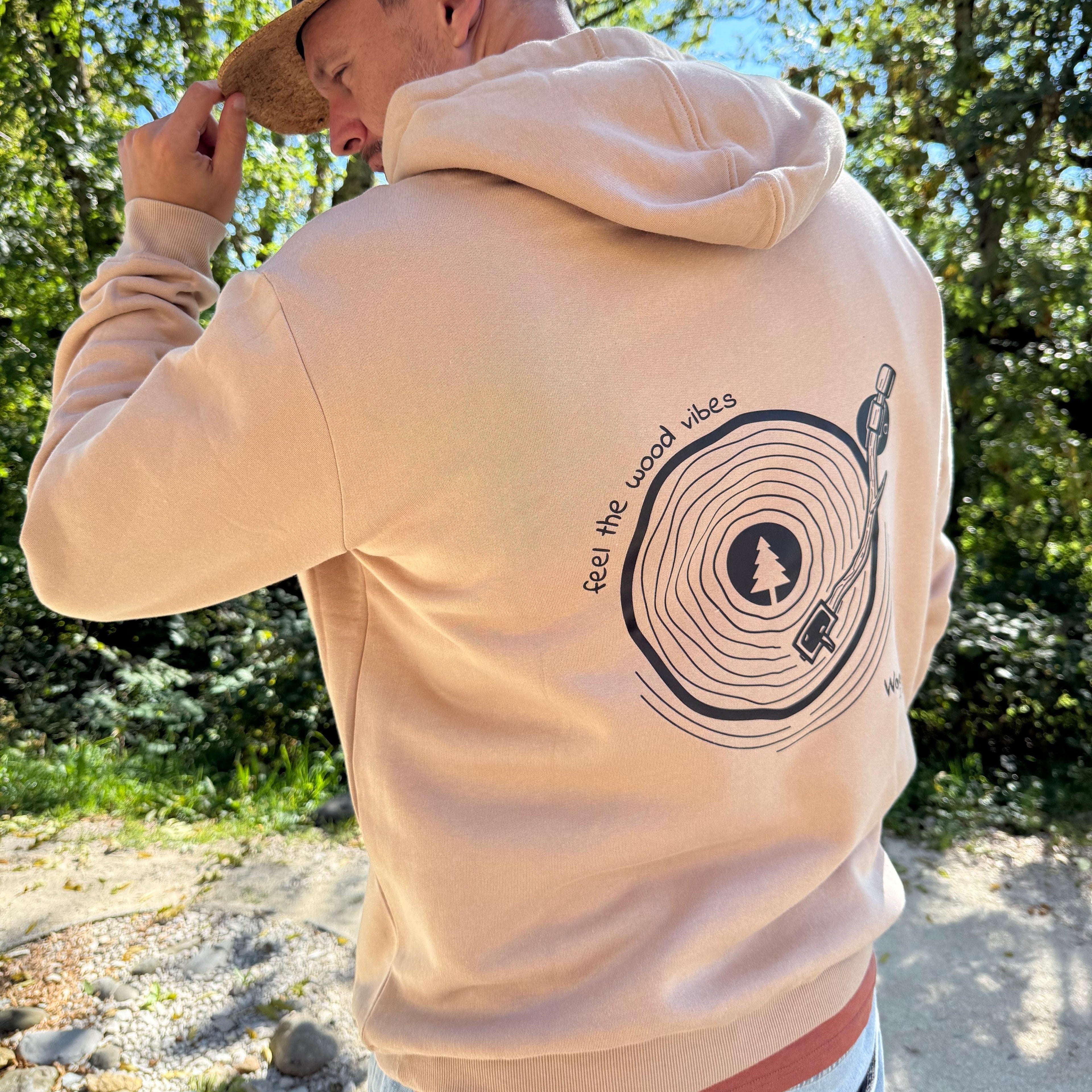 Herren Hoodie aus Holzfasern * Kapuzenpullover * 100% Natur * 0% Plastik * beige * Motiv "Turntable"