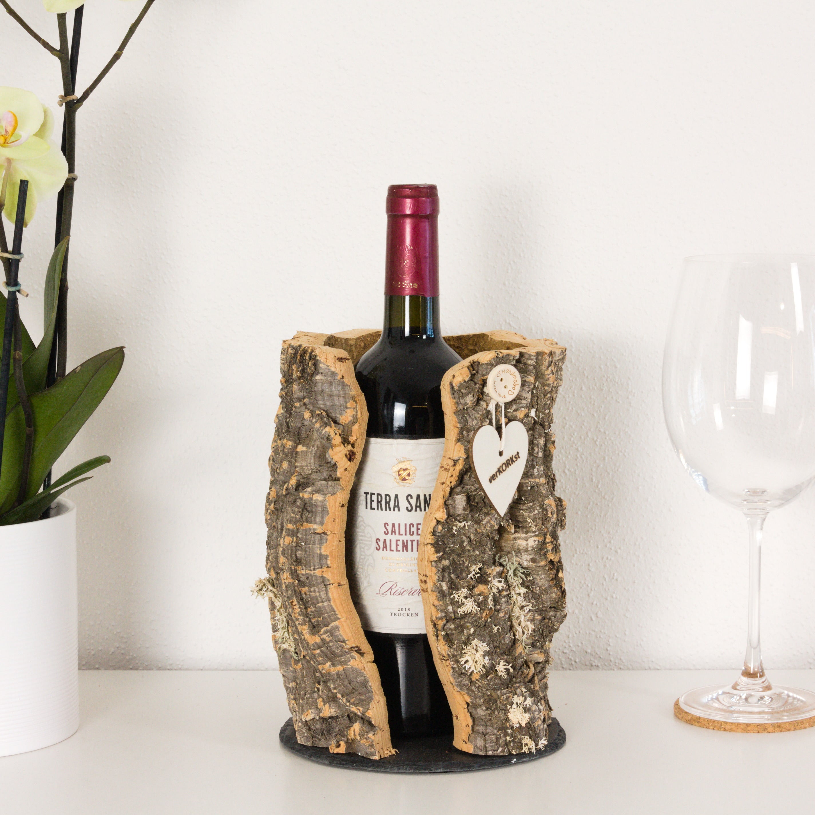 verKORKst premium wine stand made of cork * presentation of wine bottles * serving of wine * decoration of wine * lantern