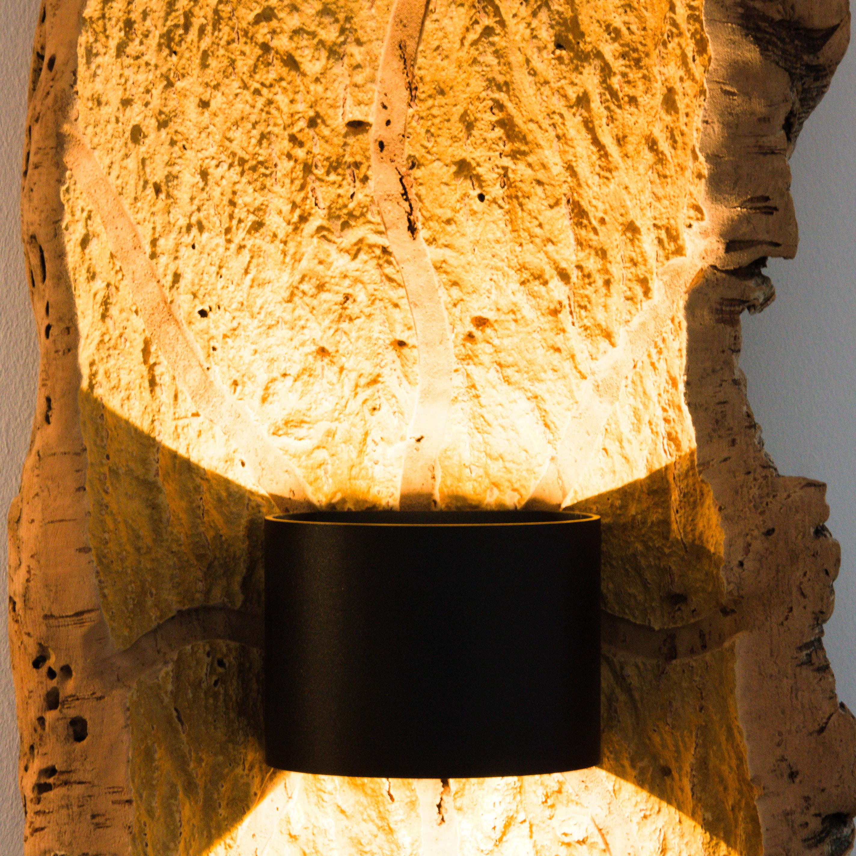 verKORKst lampada da parete wireless premium realizzata in corteccia di sughero * batteria ricaricabile * sensore di movimento * esclusiva lampada da parete vintage in stile country