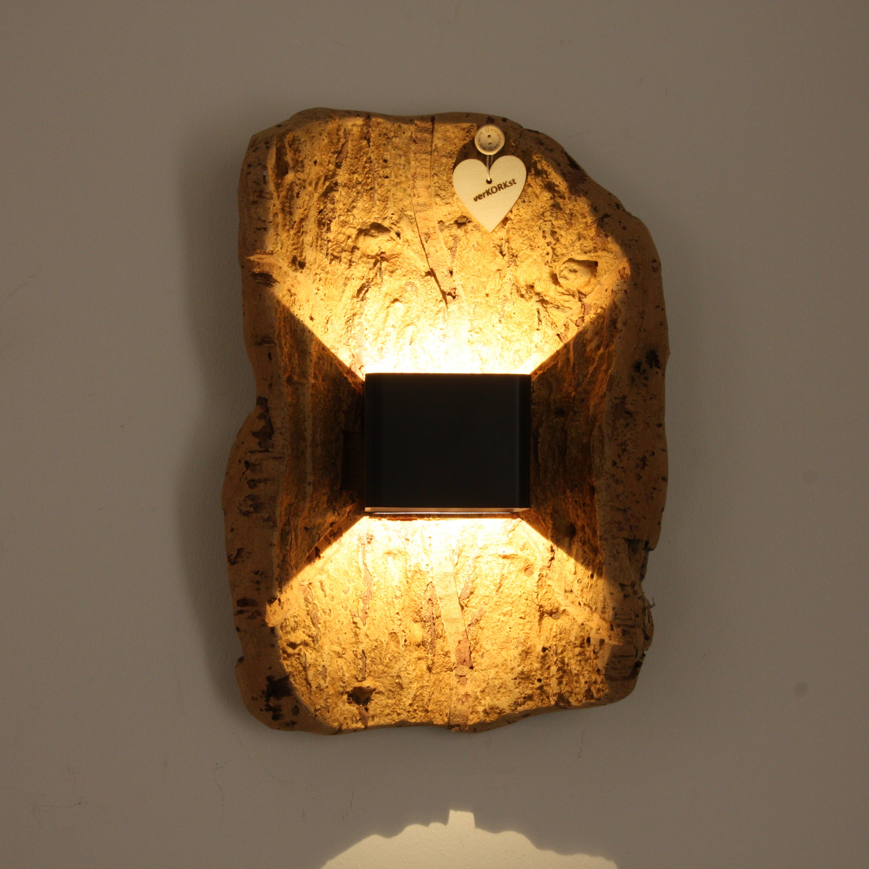 verKORKst premium wireless wall lamp made of cork bark * rechargeable battery * motion sensor * exclusive vintage wall lamp in country style