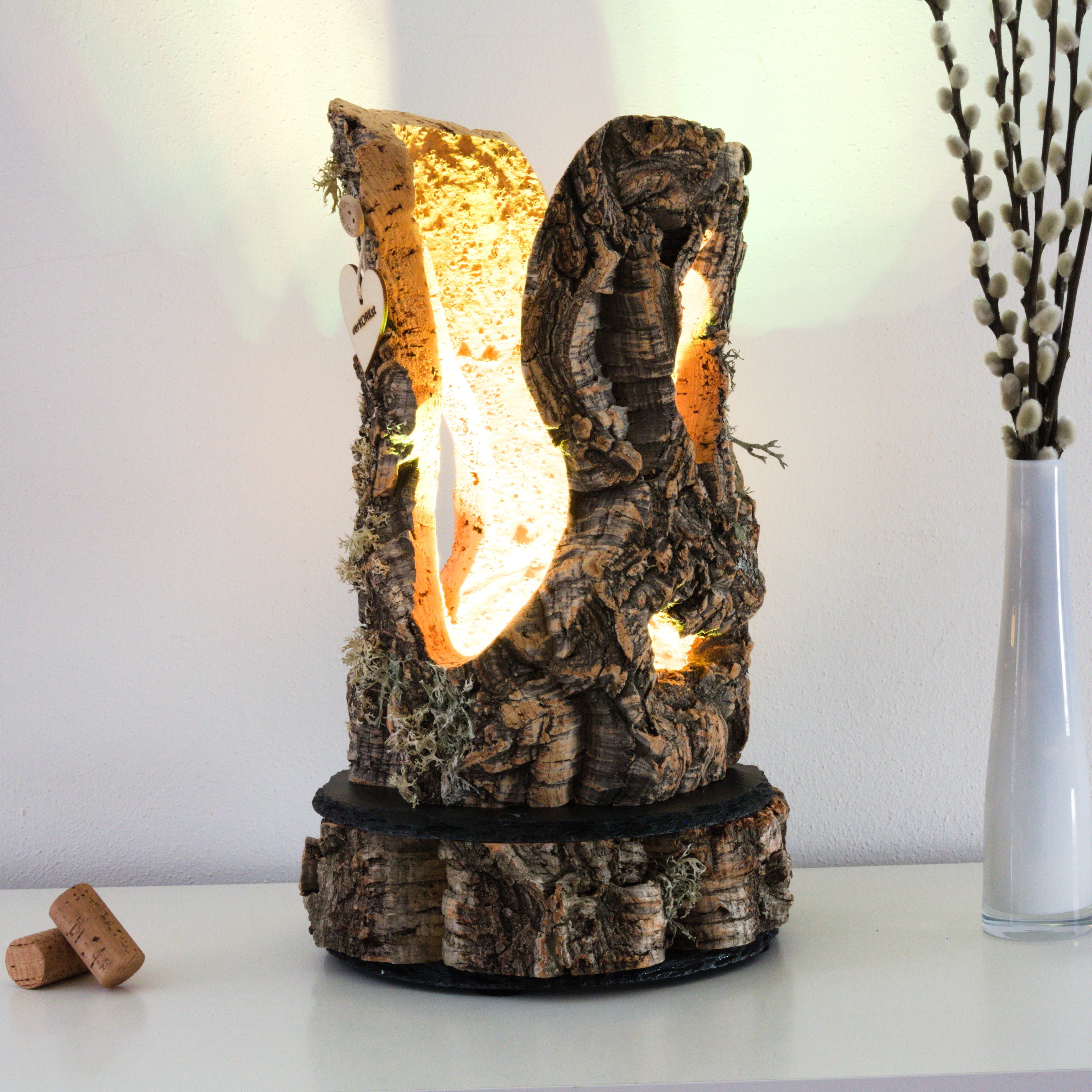 verKORKst premium table lamp with battery made of cork * high-quality LED table lamp for indoor and outdoor use * unique * handmade in Germany