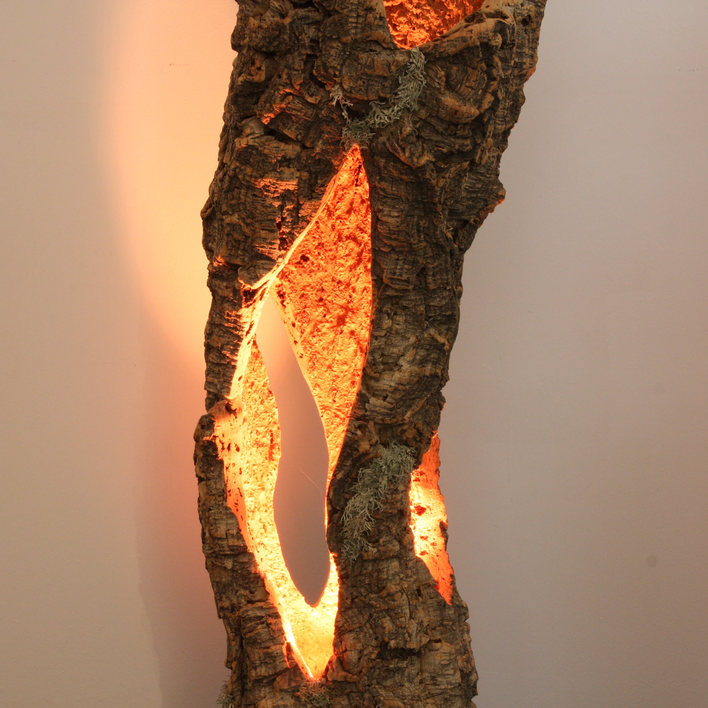 verKORKst Premium Stehlampe aus Kork * hochwertige Holz Wohnzimmerlampe * Vintage Stand LED-Leuchte * handgefertigt in Deutschland