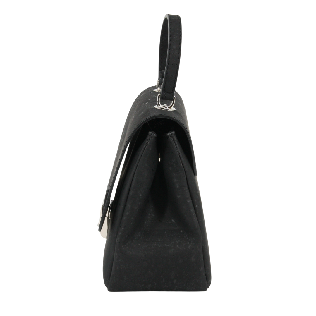 Kork Handtasche * high-end Qualität * schwarz *  in 2 Formate verwandelbar * Individuell einstellbare Kettenlänge * Umhängetasche für Frauen * Crossbody * handmade in Portugal