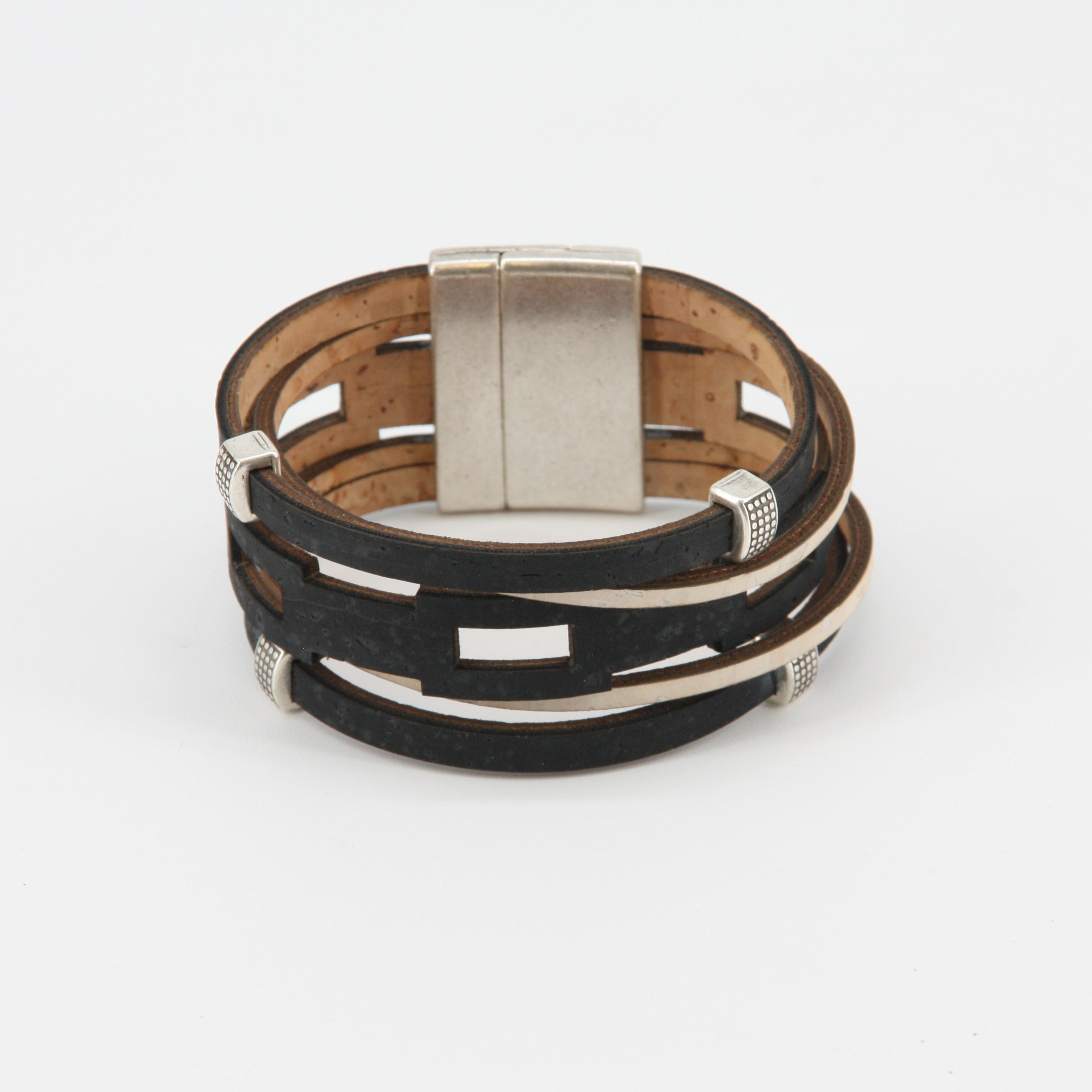 Cork bracelet * Large natural heart motif * handmade in Portugal * extremely sustainable * vegan * nickel and lead free