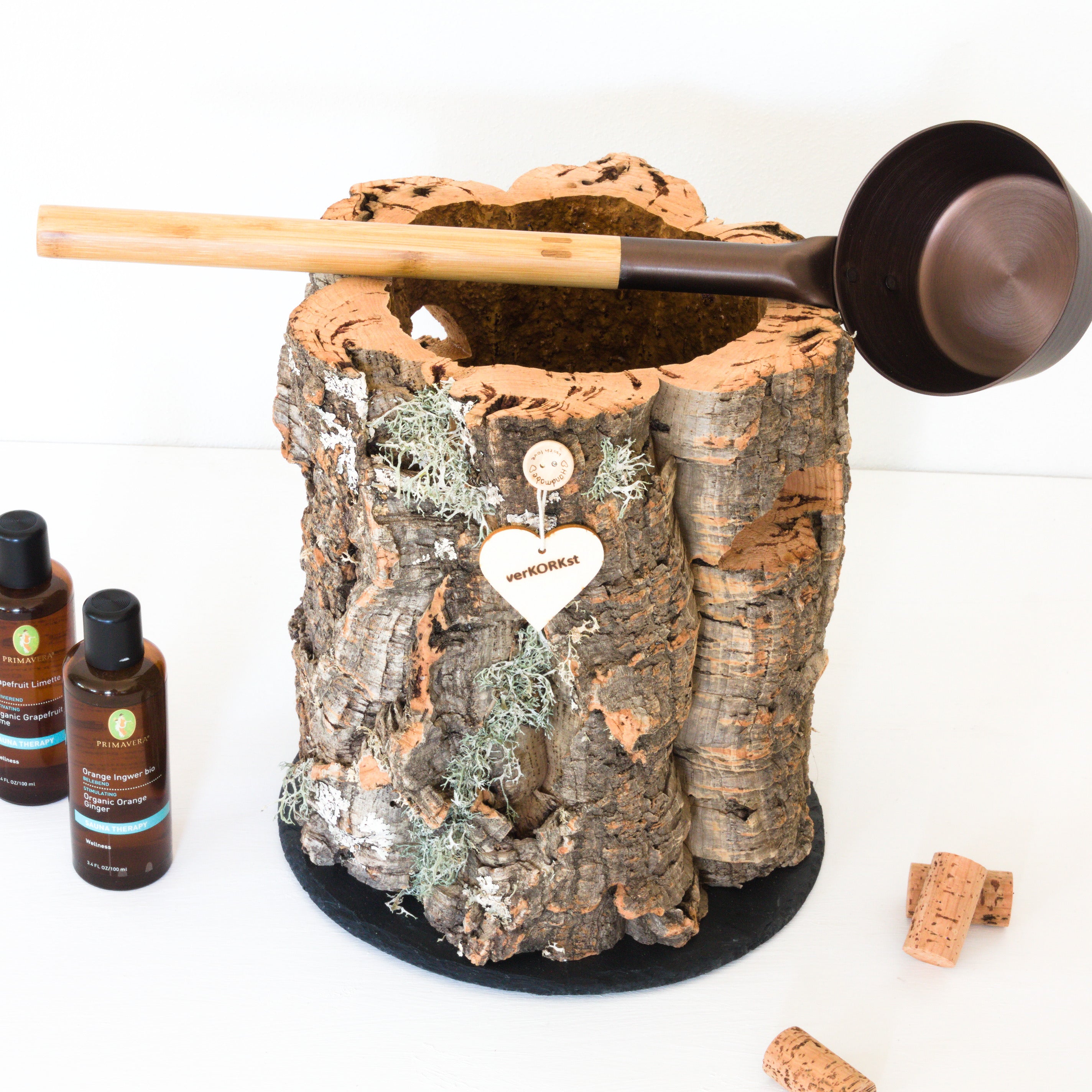 VERKORKst premium sauna bucket made of cork bark * Vintage infusion bucket * Decoration for sauna, SPA, wellness area * Sauna ladle included