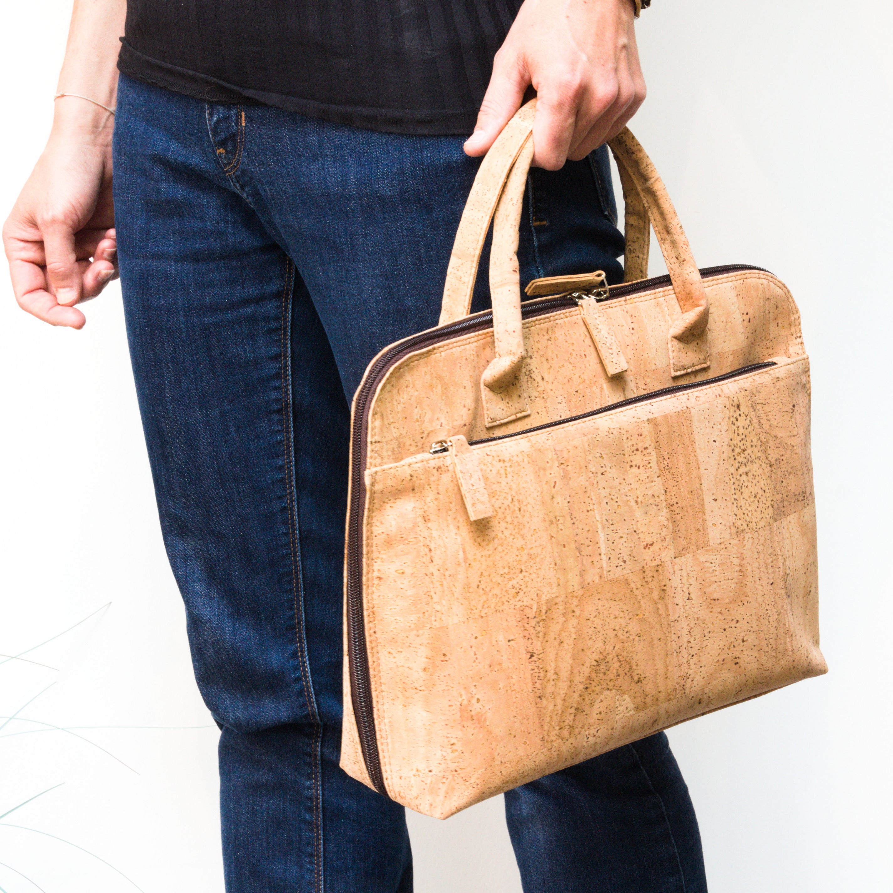 Cork briefcase * vegan * laptop bag for men * washable * antiseptic * handmade in Portugal