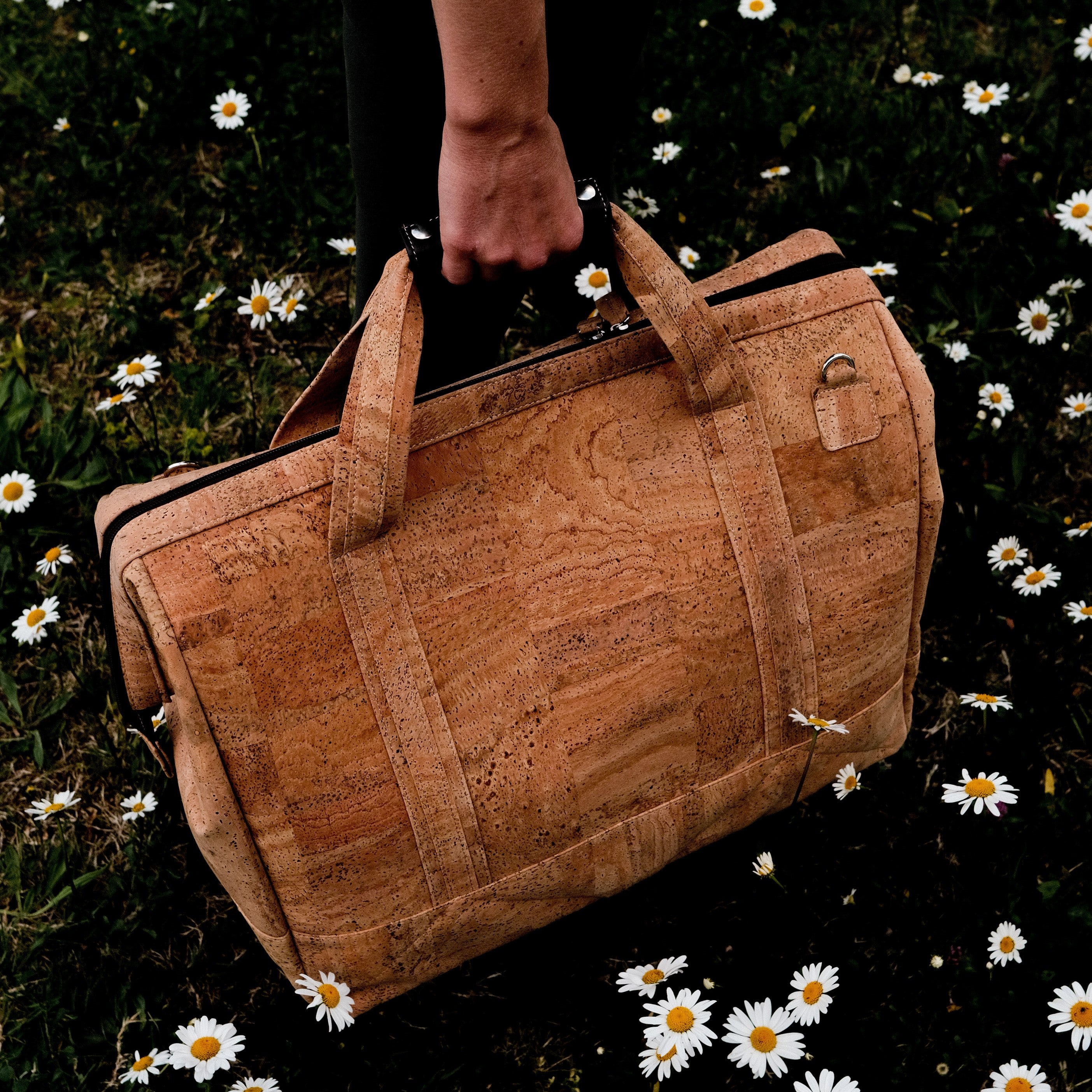 Cork briefcase * vegan * laptop bag for men * washable * antiseptic * handmade in Portugal