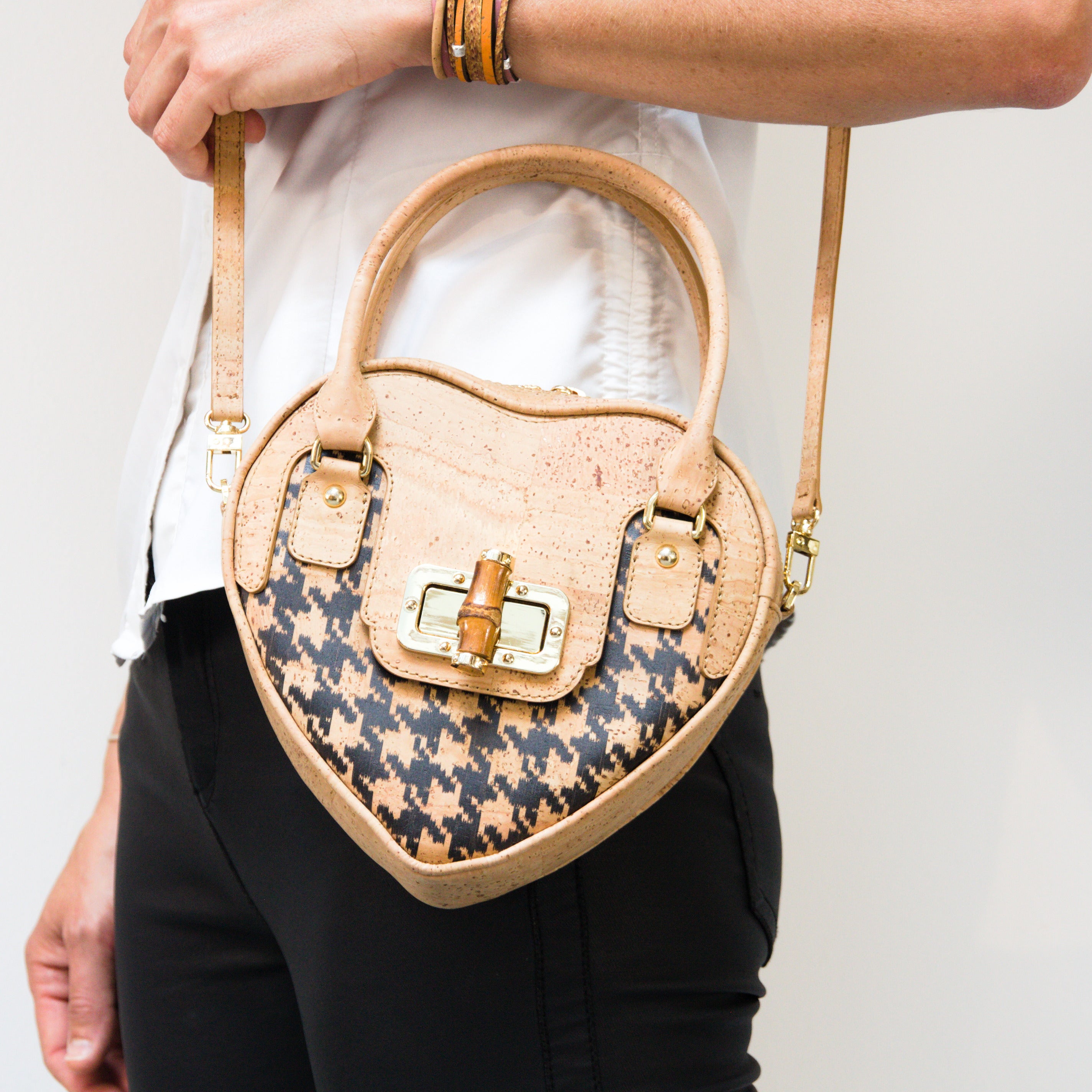 Cork handbag * in 2 colors * vegan * shoulder bag for women * crossbody * shopper * handmade in Portugal