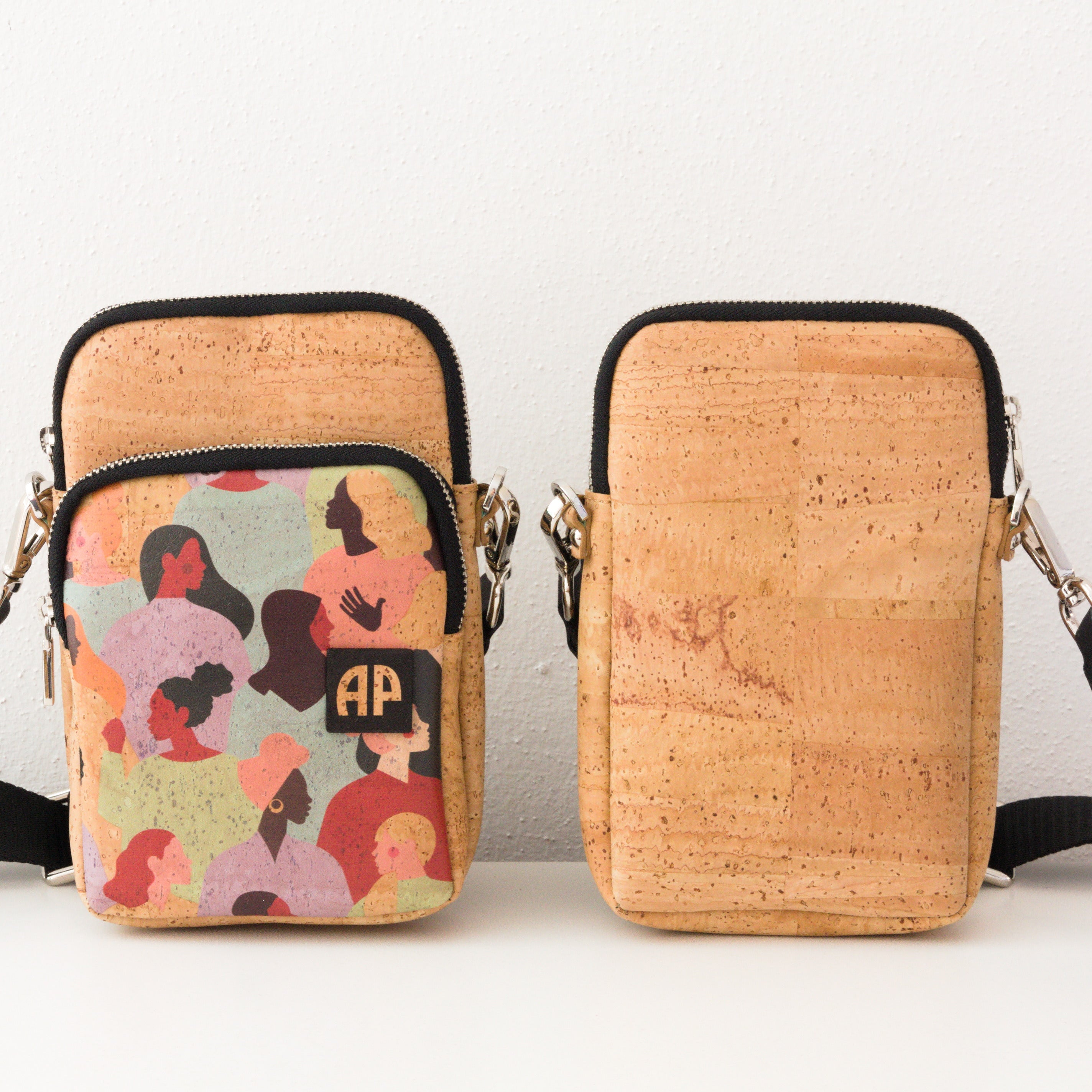 Cork mobile phone bag * 2 different designs * vegan * crossbody mobile phone bag * handmade in Portugal
