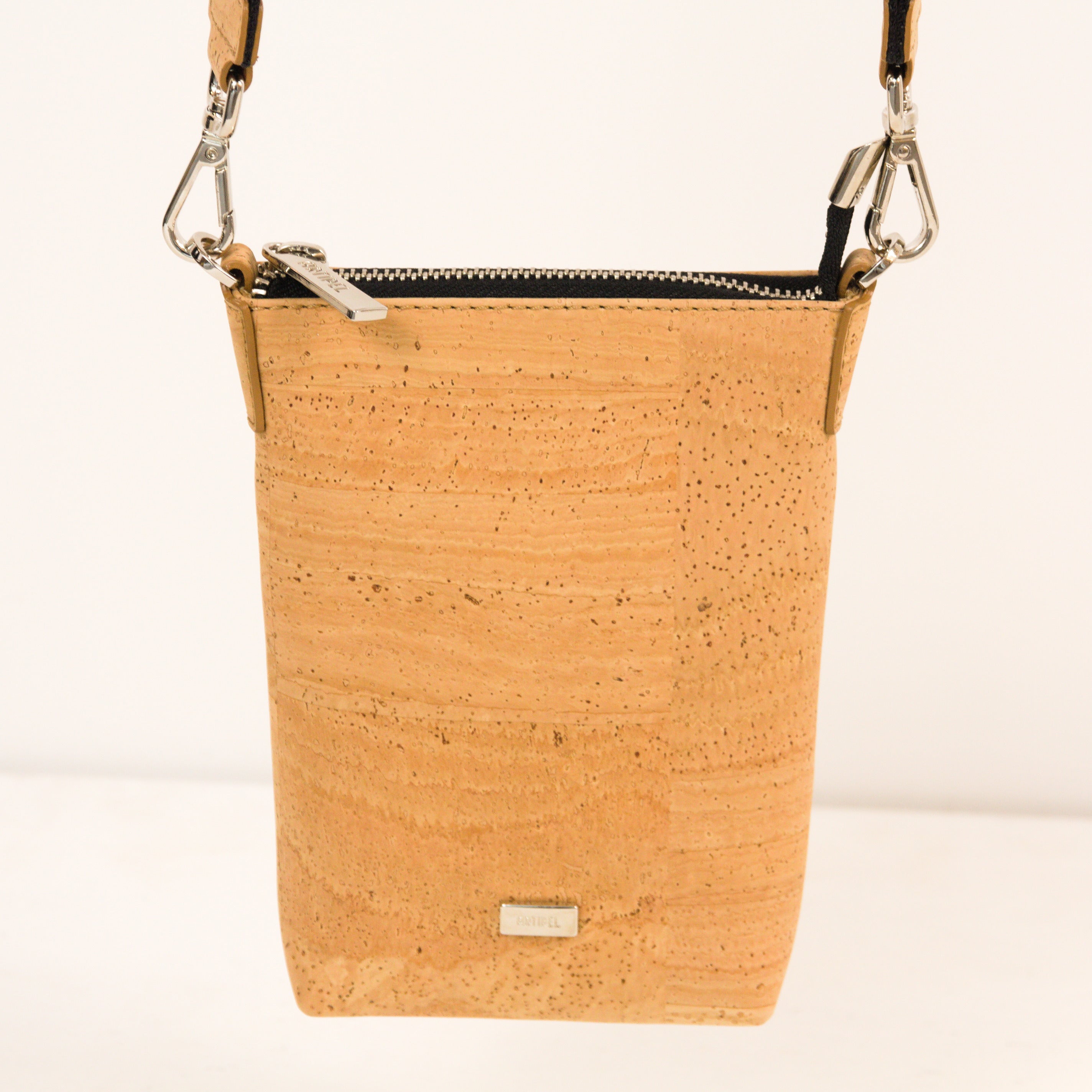 Cork mobile phone bag * 2 different designs * vegan * crossbody mobile phone bag * handmade in Portugal