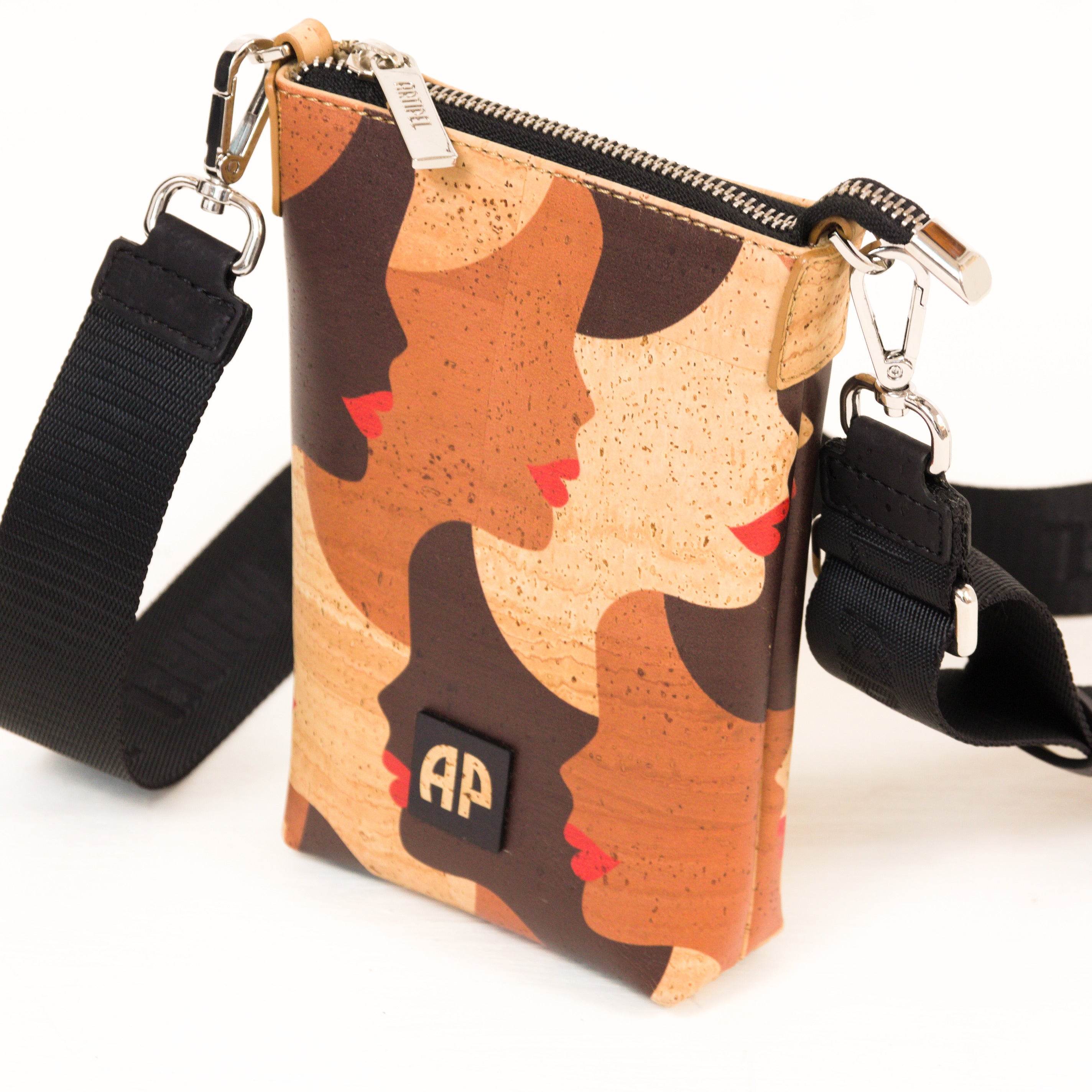 Cork mobile phone bag * 2 different designs * vegan * crossbody mobile phone bag * handmade in Portugal