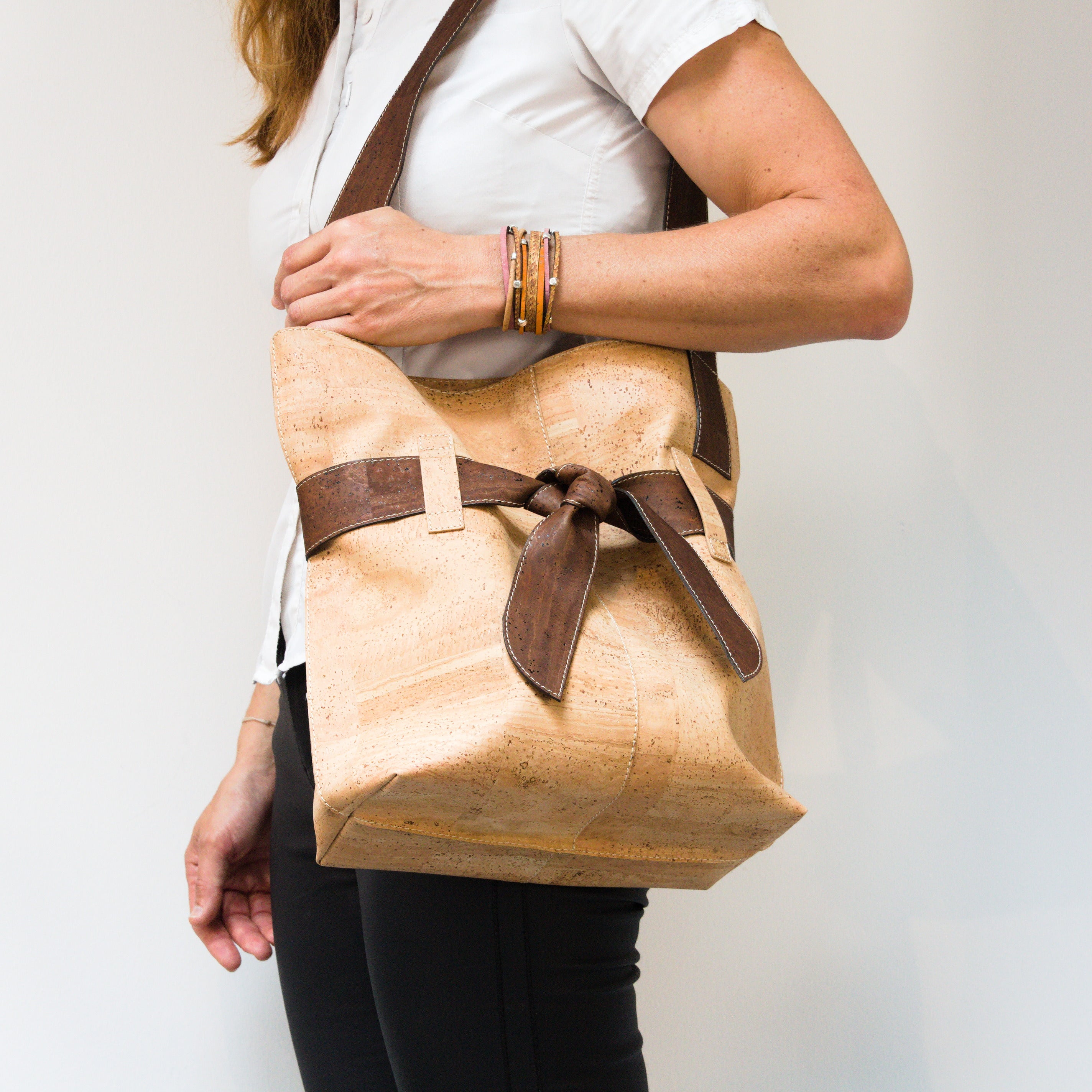 Cork handbag * in 2 colors * vegan * shoulder bag for women * crossbody * shopper * handmade in Portugal