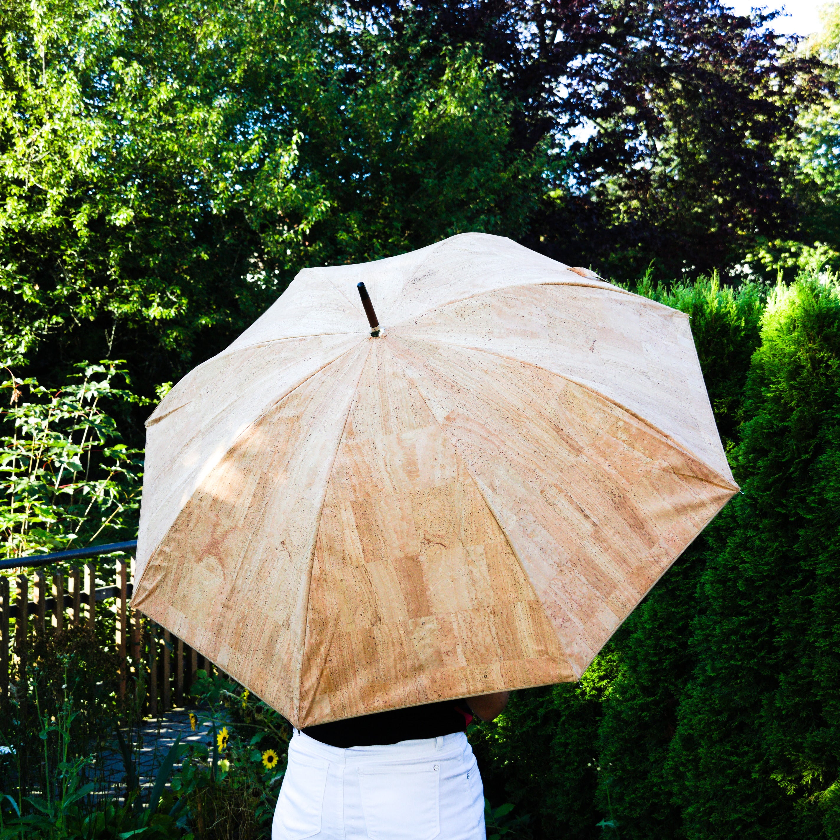 Wood handle deals umbrella woman