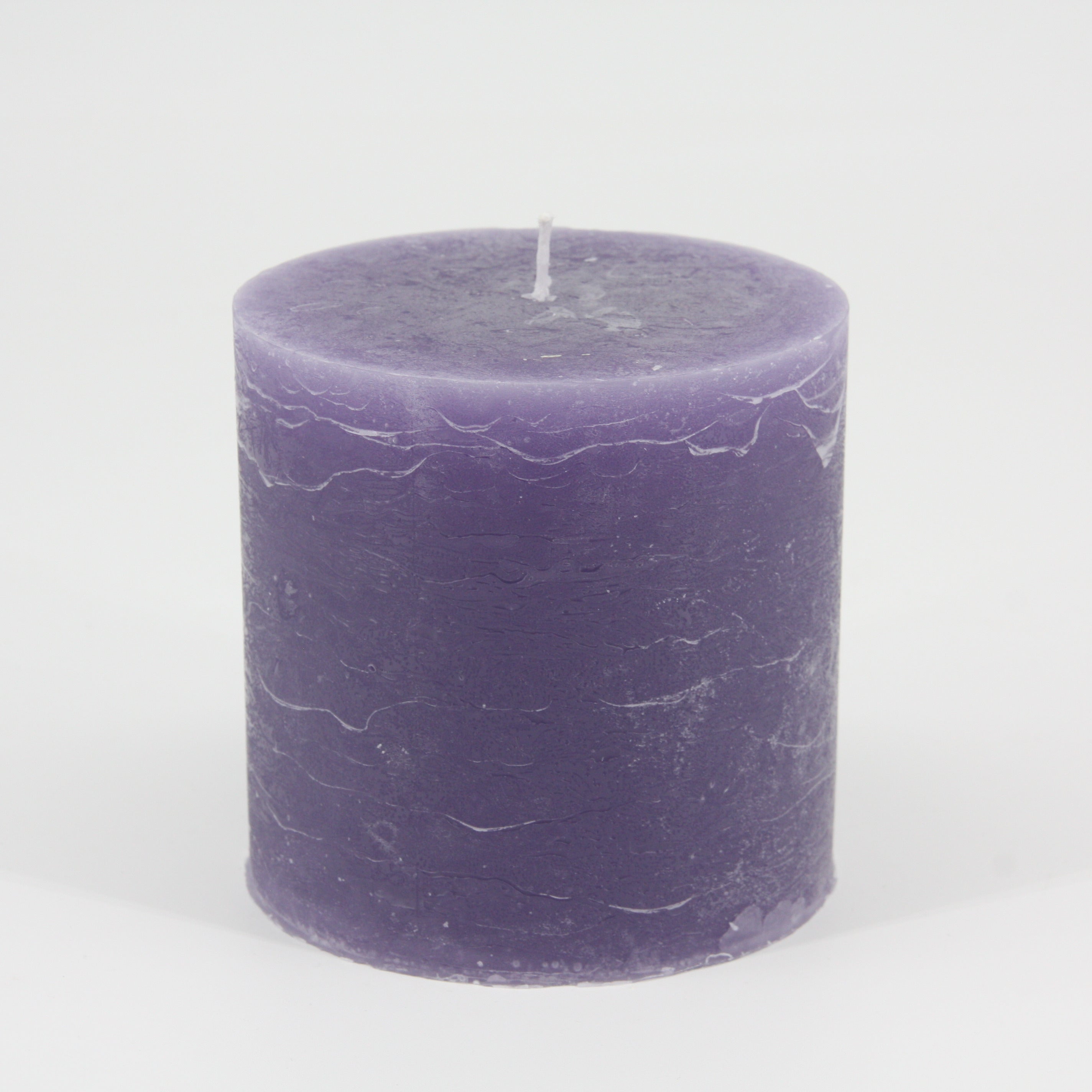 Kerze Rustico 10 x 10 cm im Set * 80 Std. Brenndauer * Flieder * von Hand gearbeitet * durchgefärbt * Auslaufschutz * rußfrei * geruchslos * von Kerzen Steinhart Bad Tölz